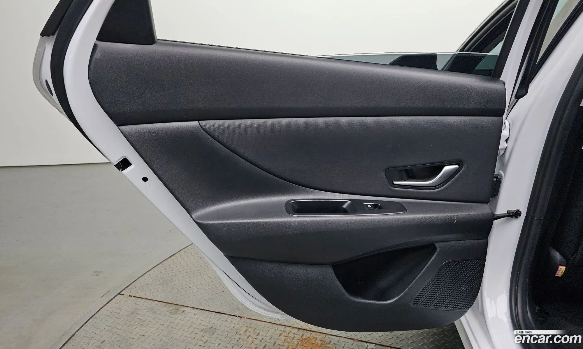 Hyundai Elantra 2021 — 30