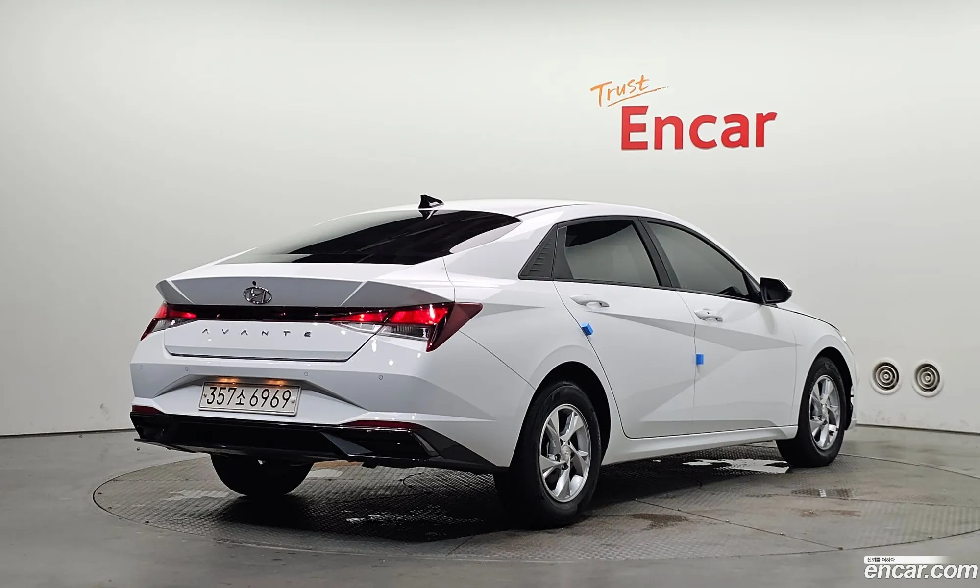Hyundai Elantra 2021 — 29