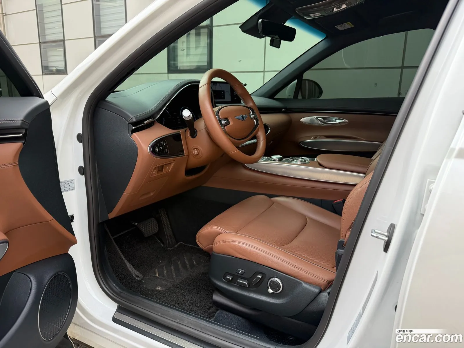 Genesis GV70 2021 — 6