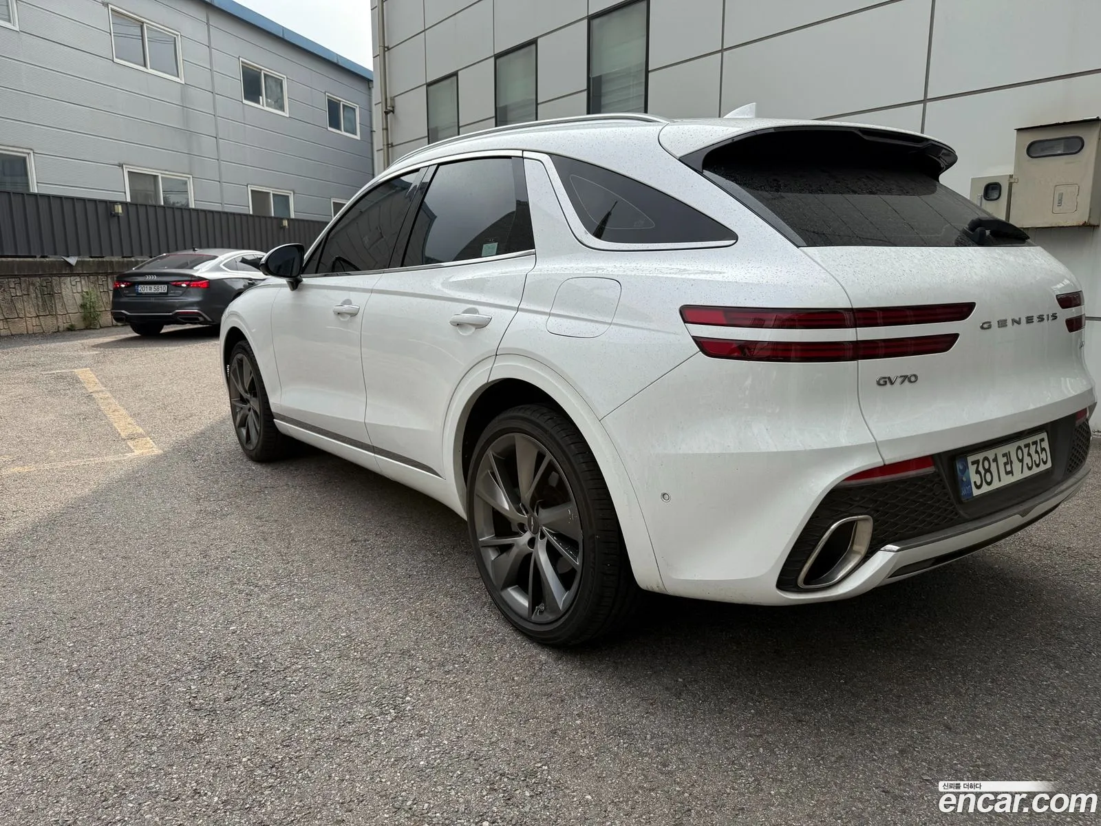 Genesis GV70 2021 — 3