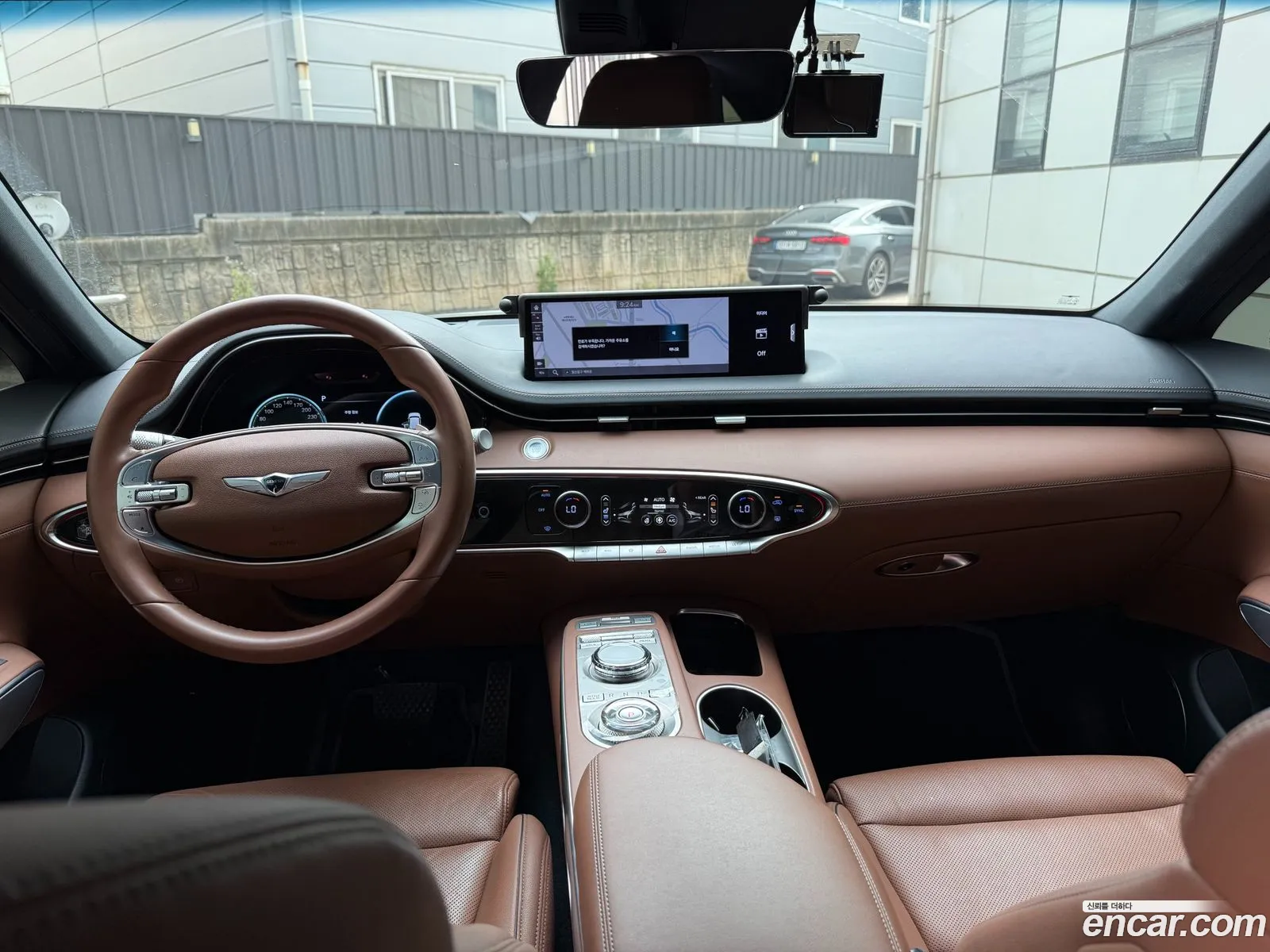 Genesis GV70 2021 — 15
