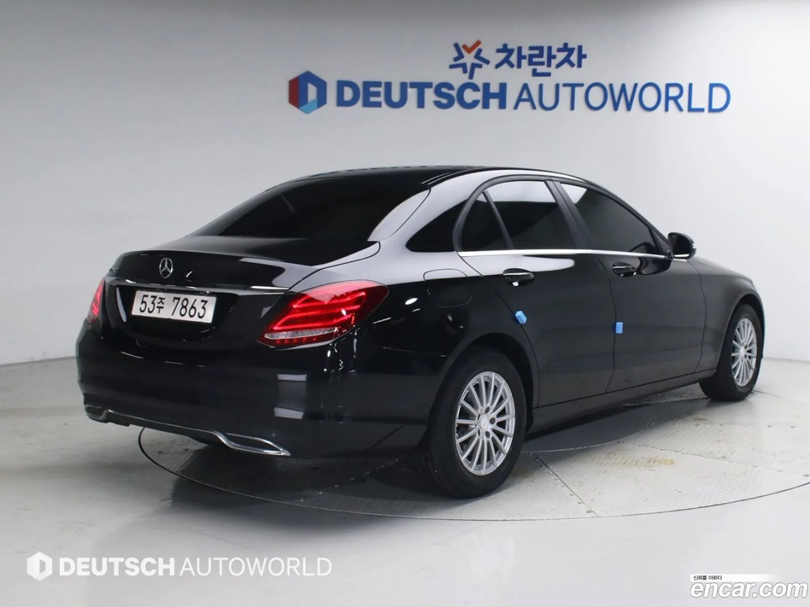 Mercedes-Benz C-Class W205 2015 — 17