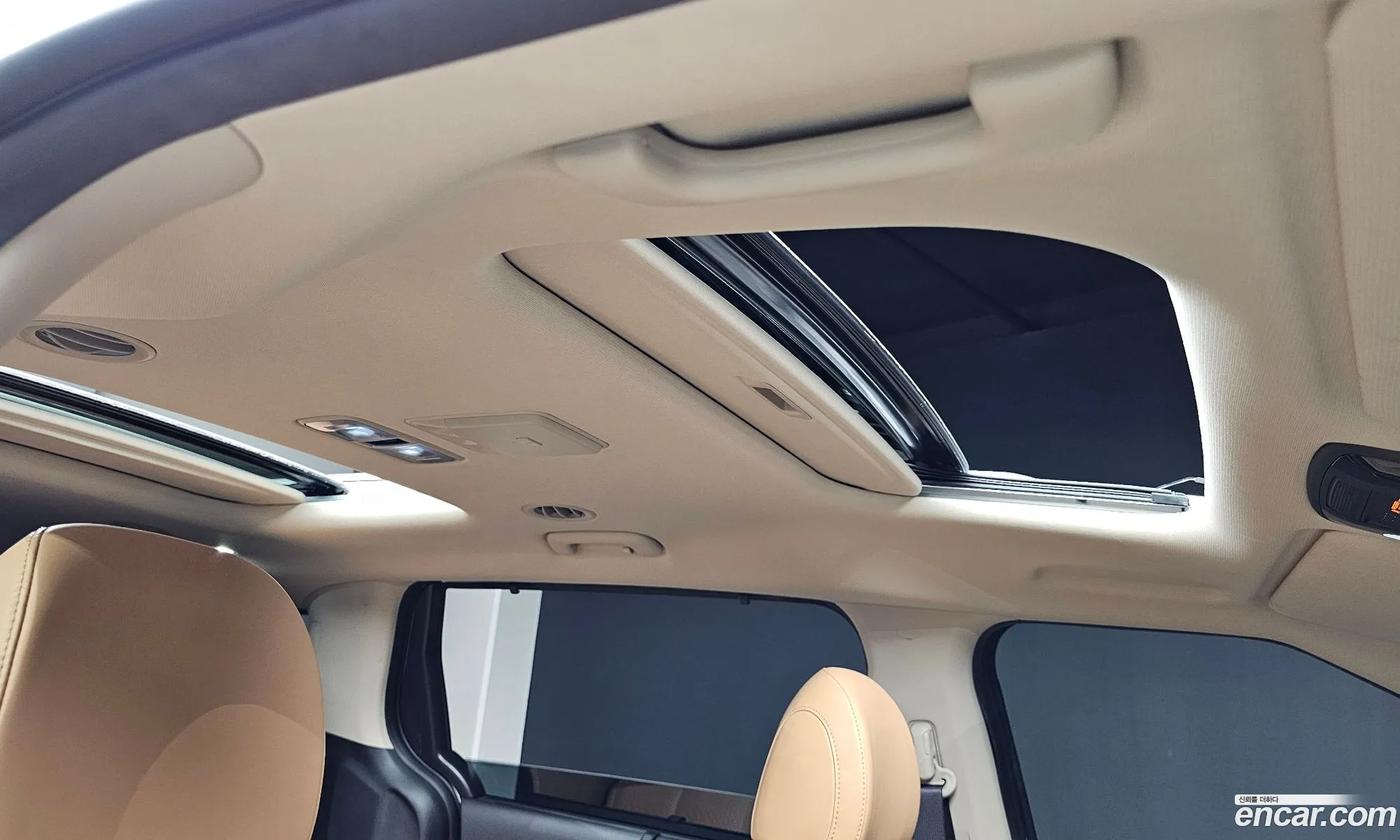 Kia Carnival 2023 — 31