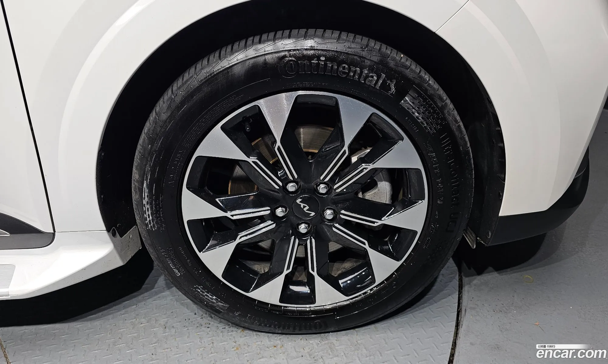 Kia Carnival 2023 — 14