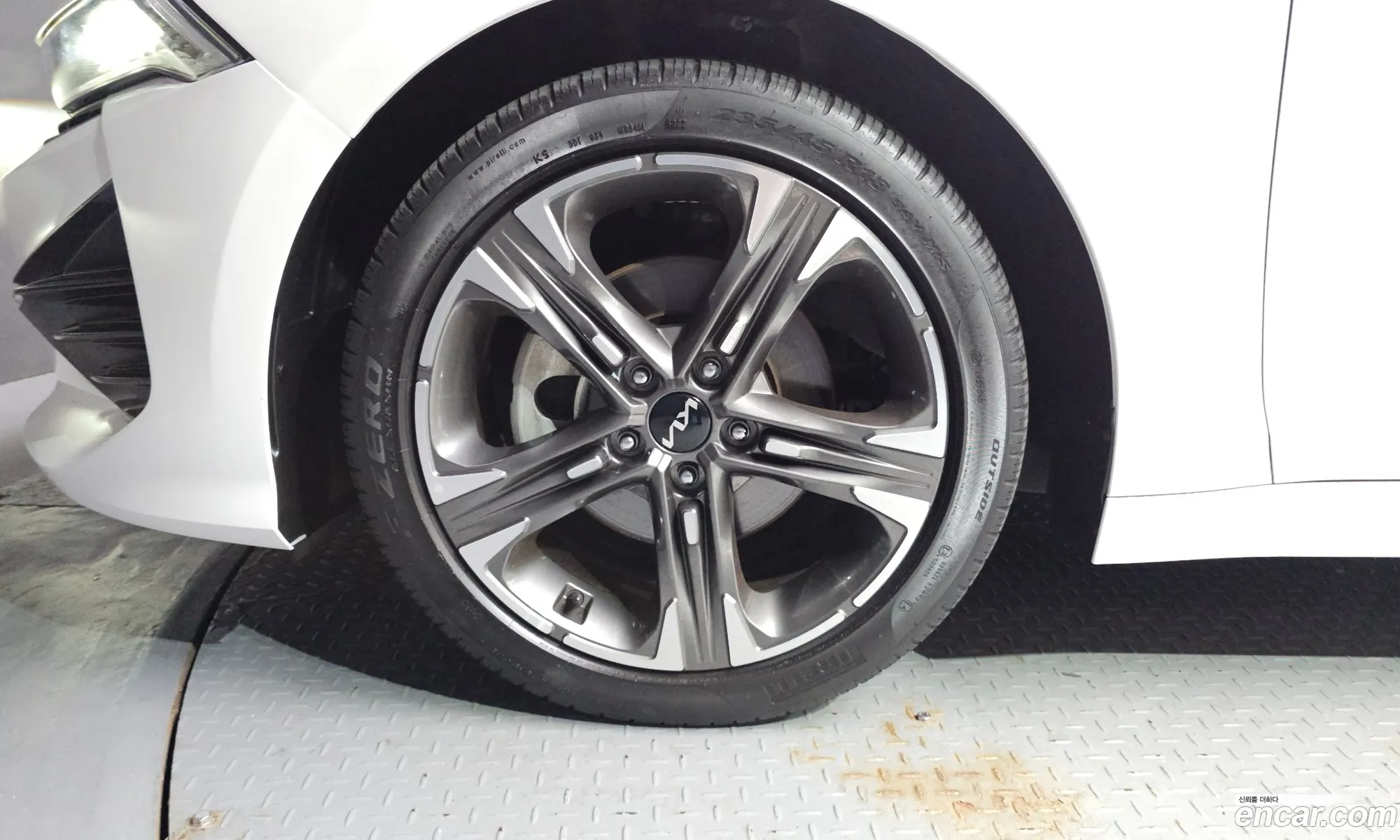 Kia K5 2023 — 6
