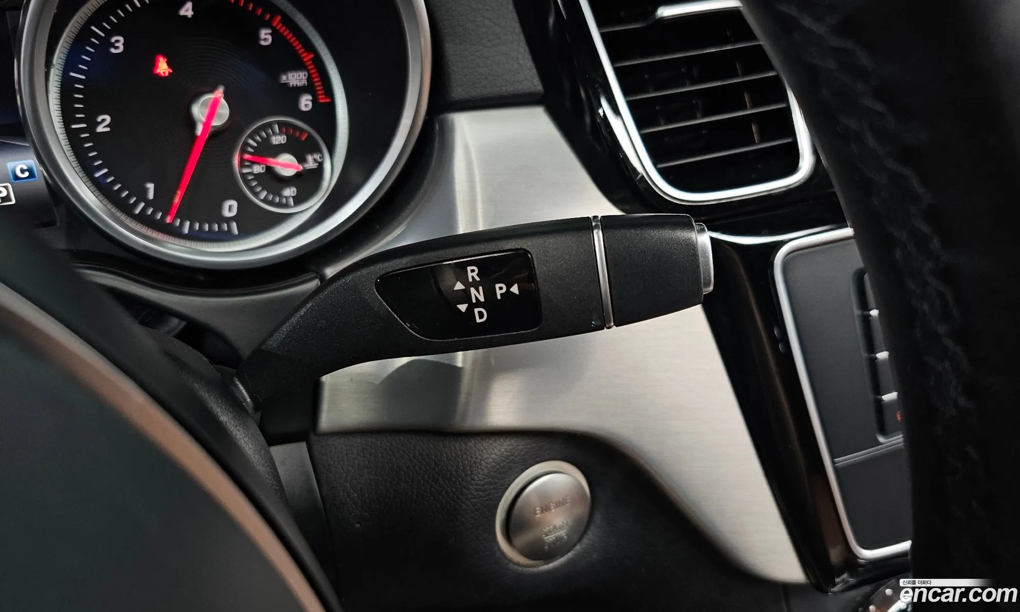 Mercedes-Benz GLE-Class W166 2018 — 21