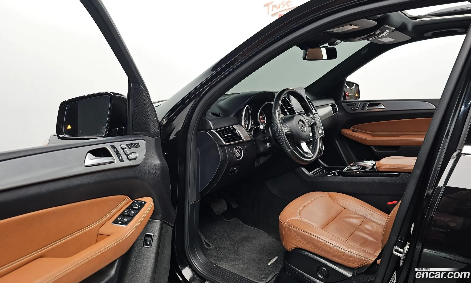 Mercedes-Benz GLE-Class W166 2018 — 16