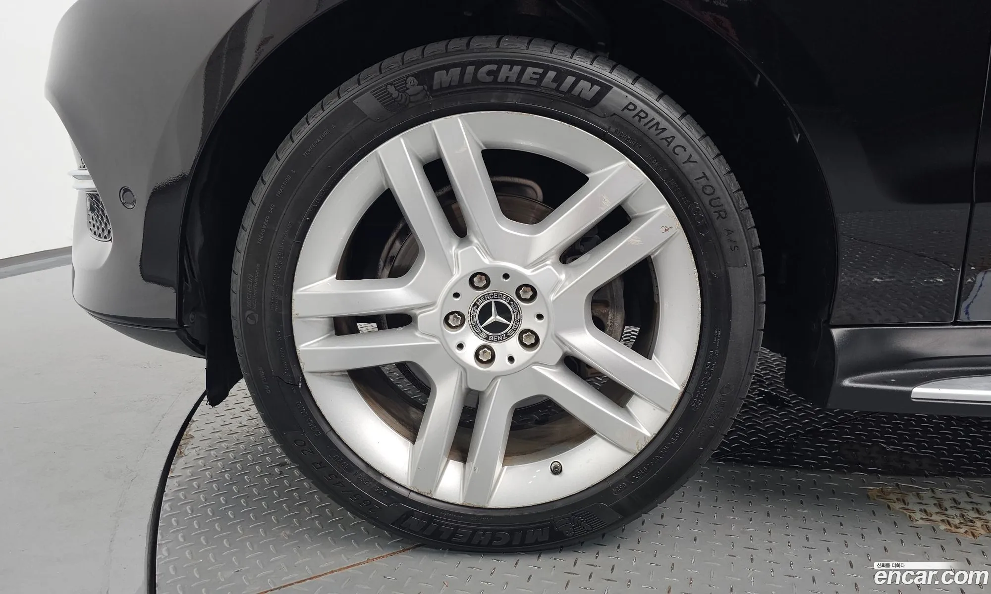 Mercedes-Benz GLE-Class W166 2018 — 3