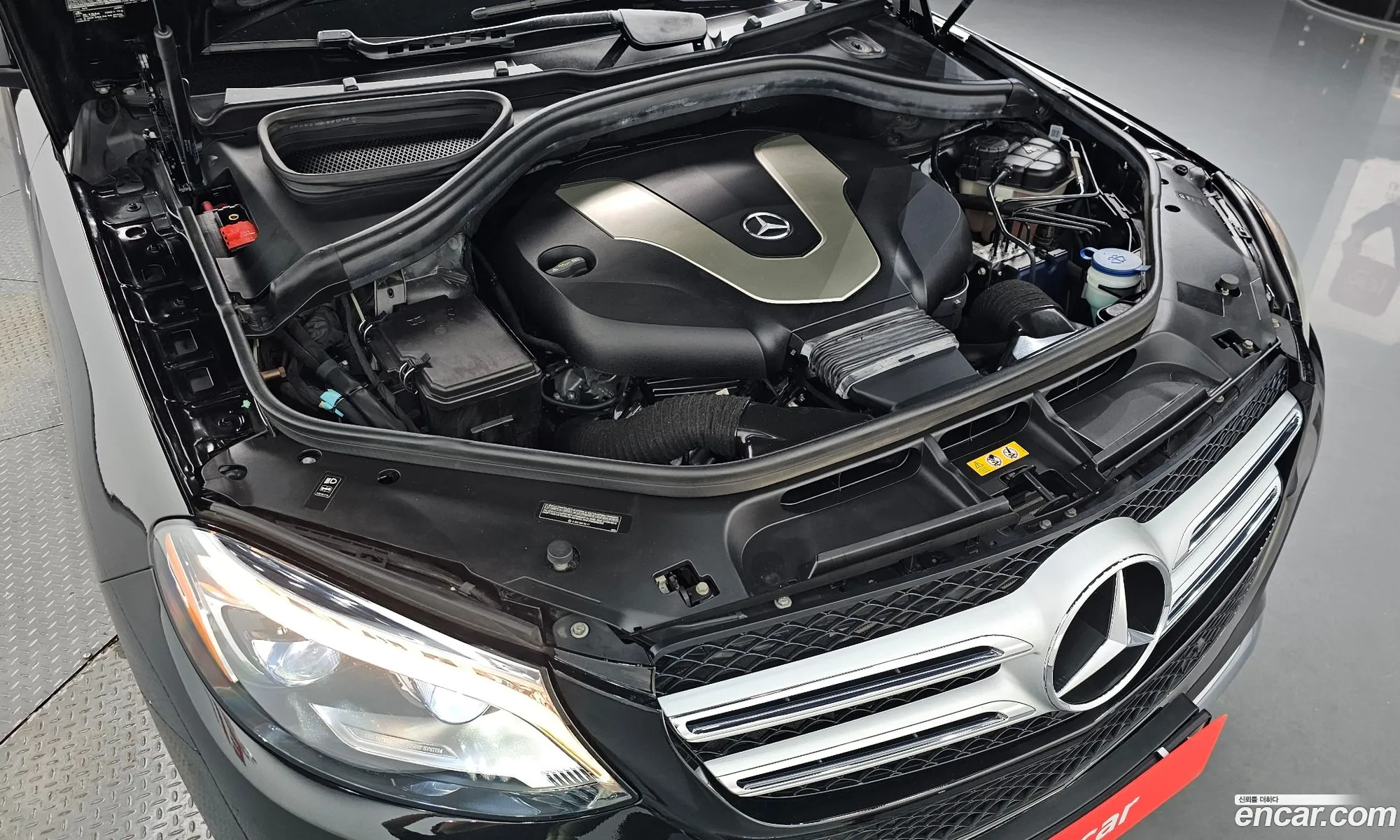 Mercedes-Benz GLE-Class W166 2018 — 15