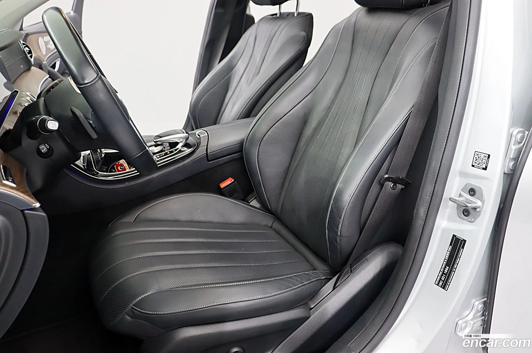 Mercedes-Benz E-Class W213 2019 — 14