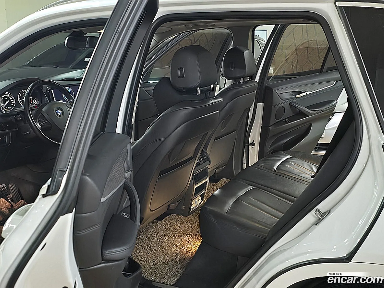 BMW X5 2014 — 7