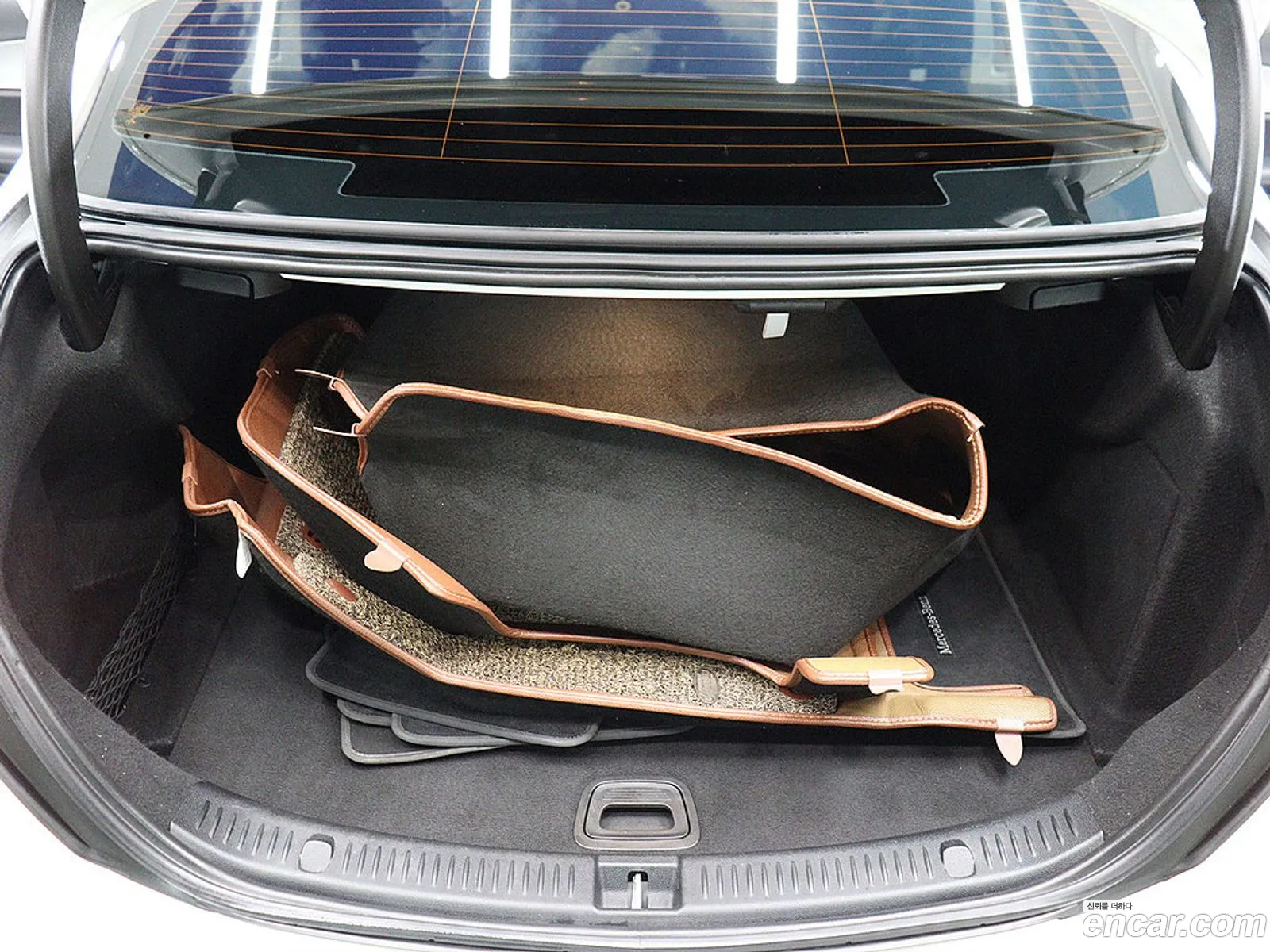 Mercedes-Benz E-Class W213 2016 — 15
