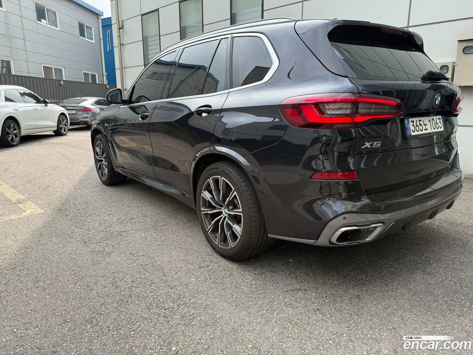 BMW X5 2021 — 2