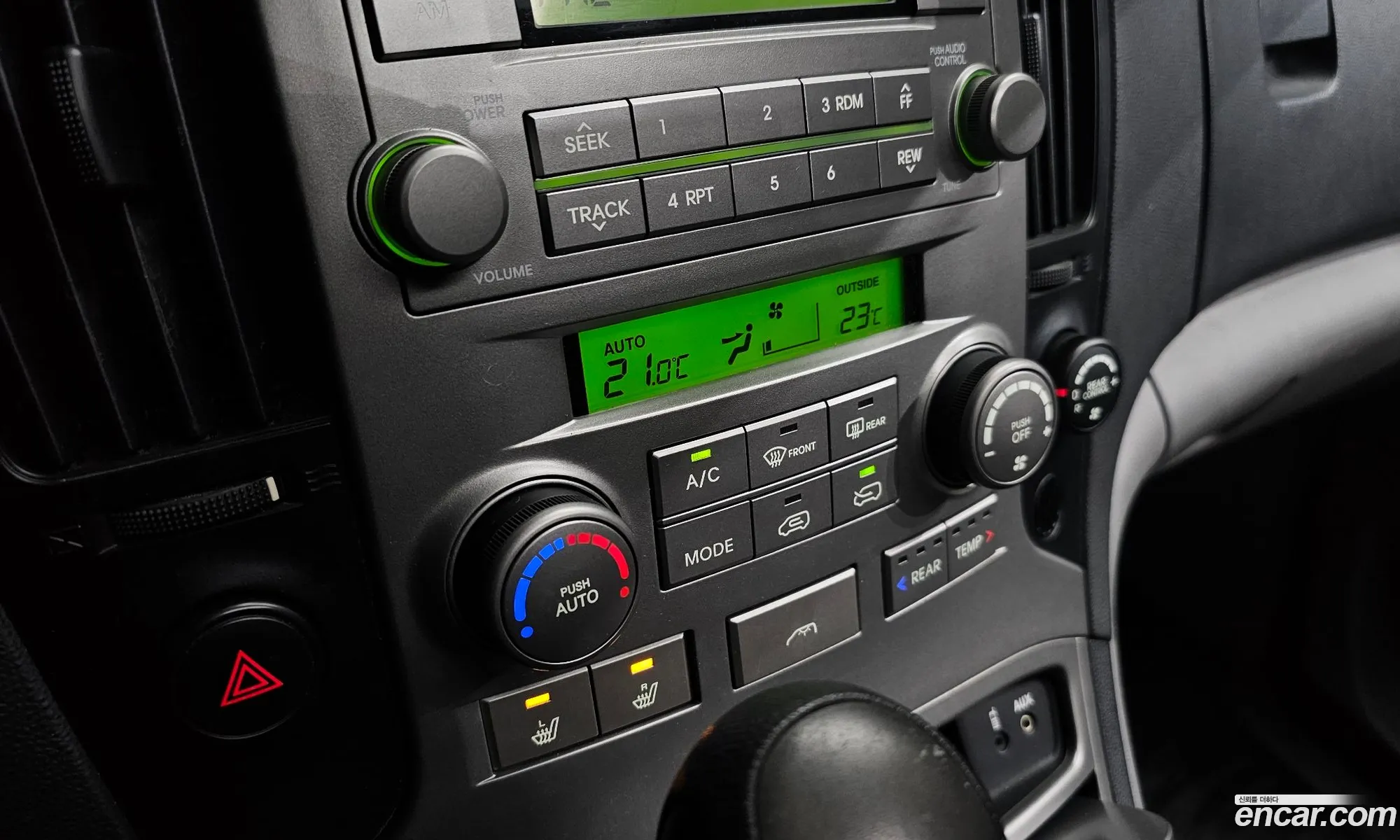 Hyundai Grand Starex 2009 — 2