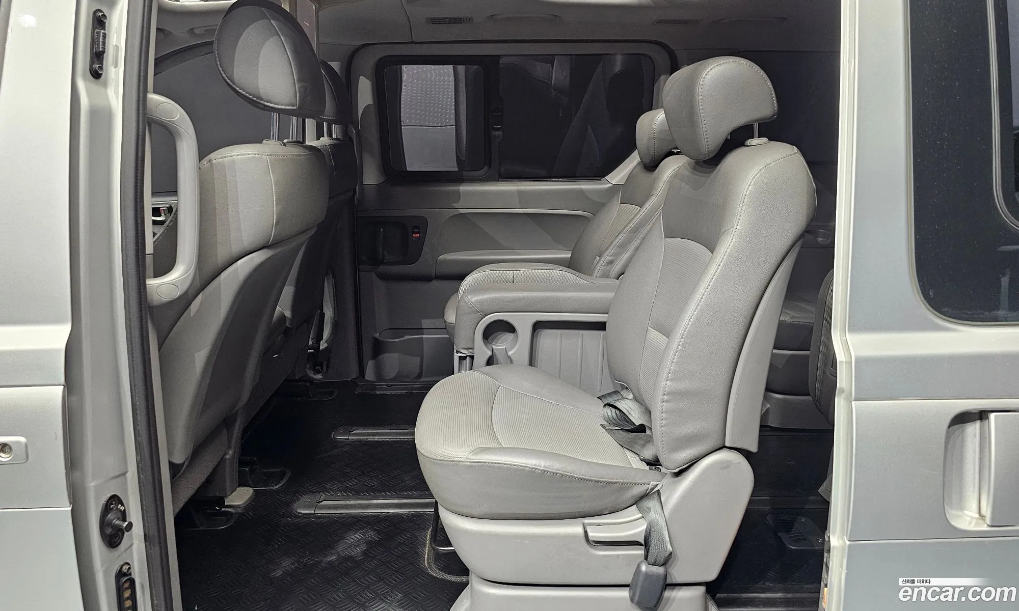 Hyundai Grand Starex 2009 — 8