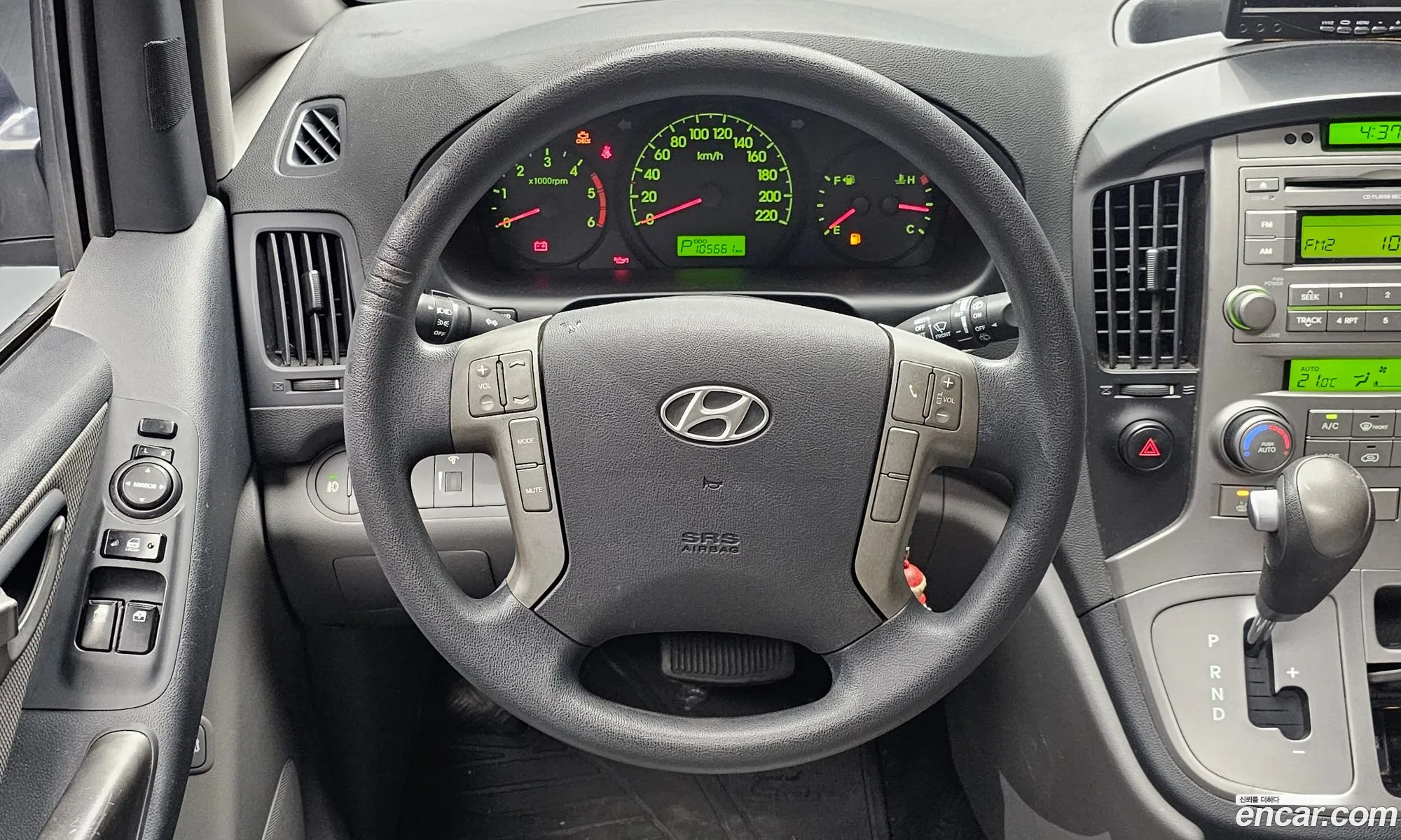 Hyundai Grand Starex 2009 — 31