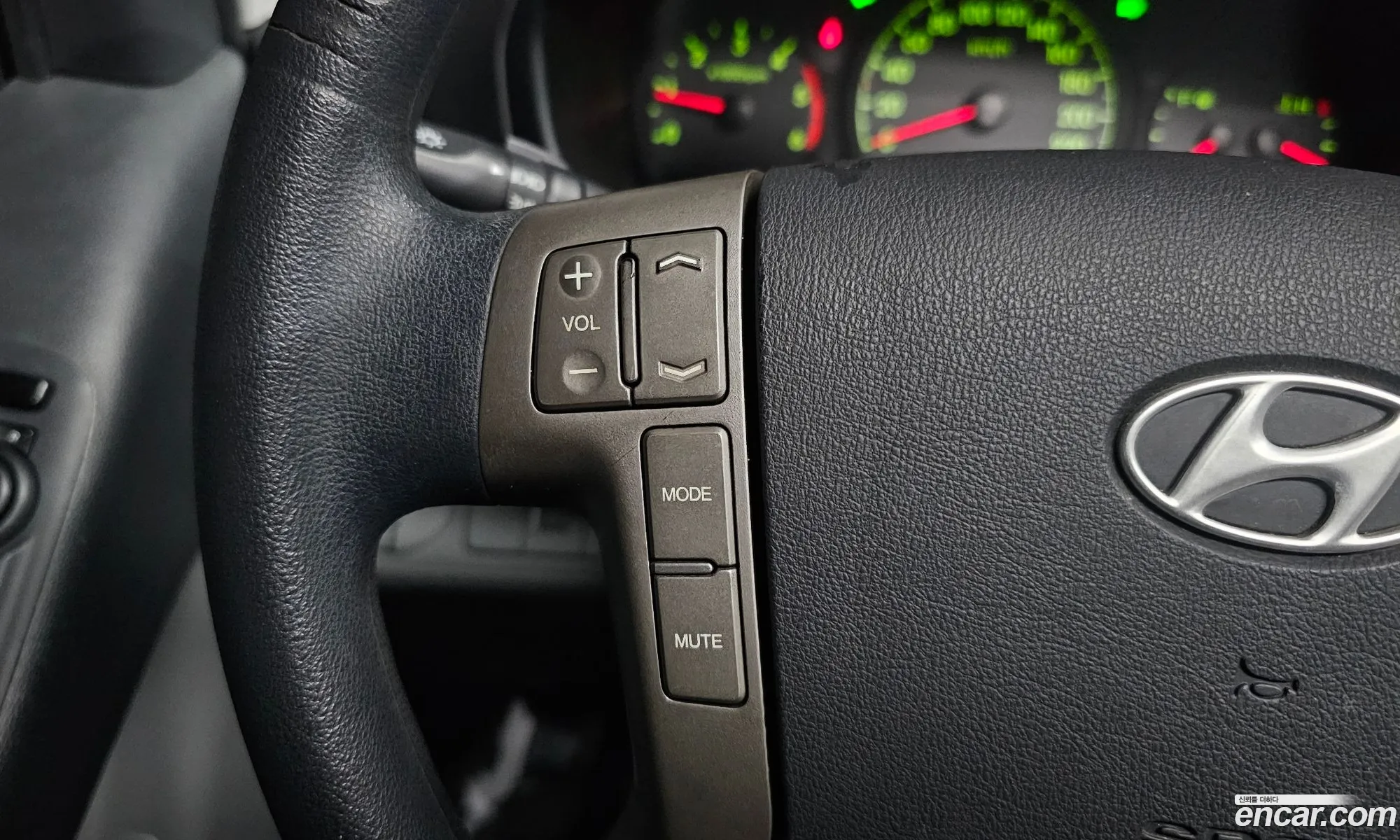Hyundai Grand Starex 2009 — 21
