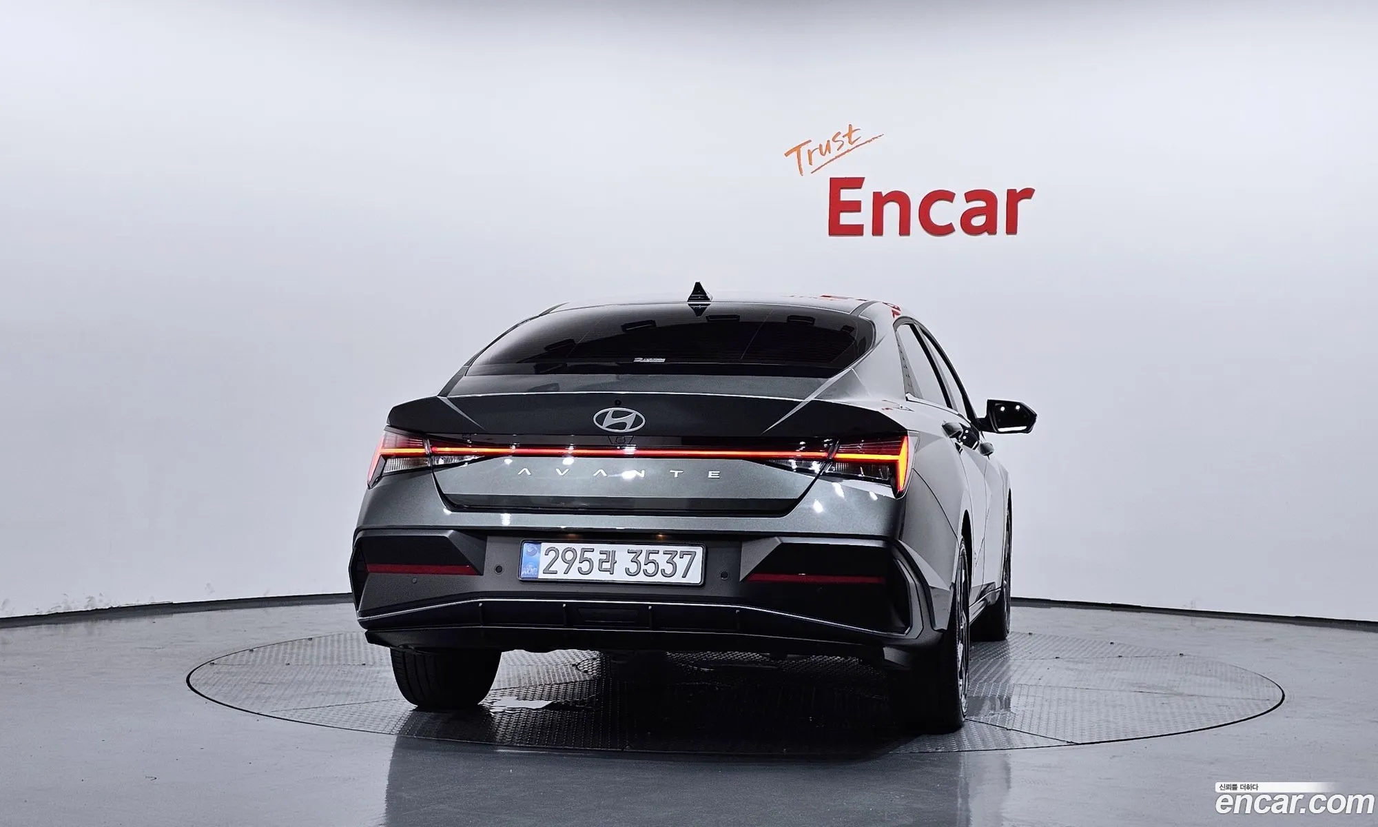 Hyundai Elantra 2025 KMHLR41EETU073469 — 3