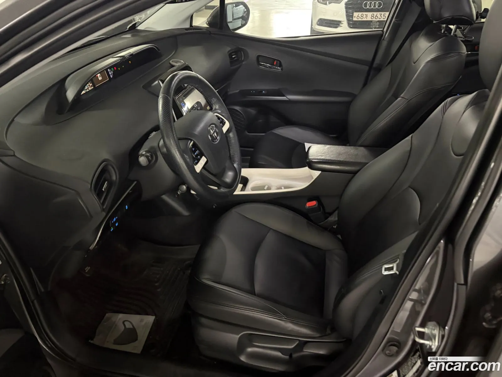 Toyota Prius 2016 — 2