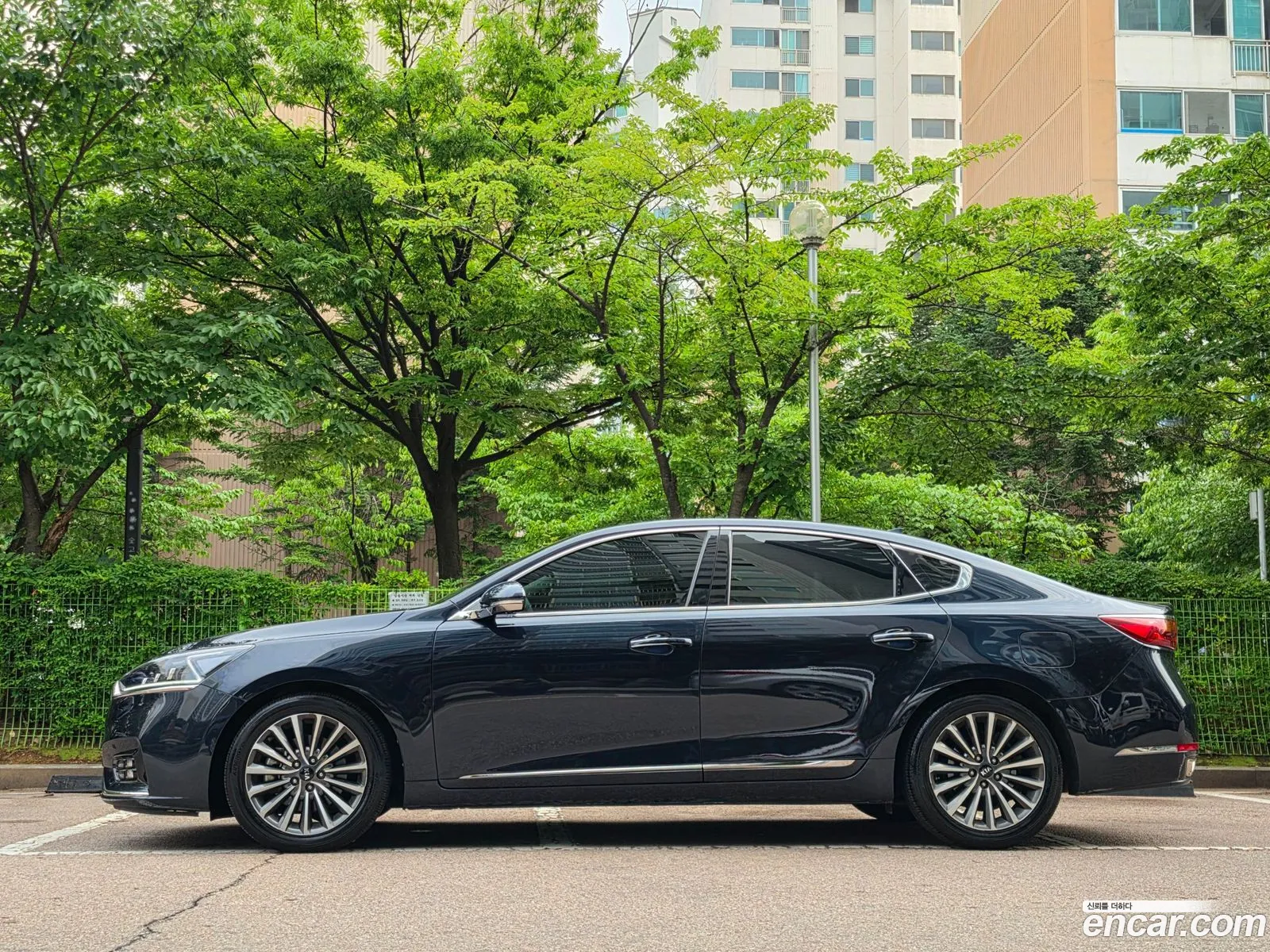 Kia K7 2018 — 8