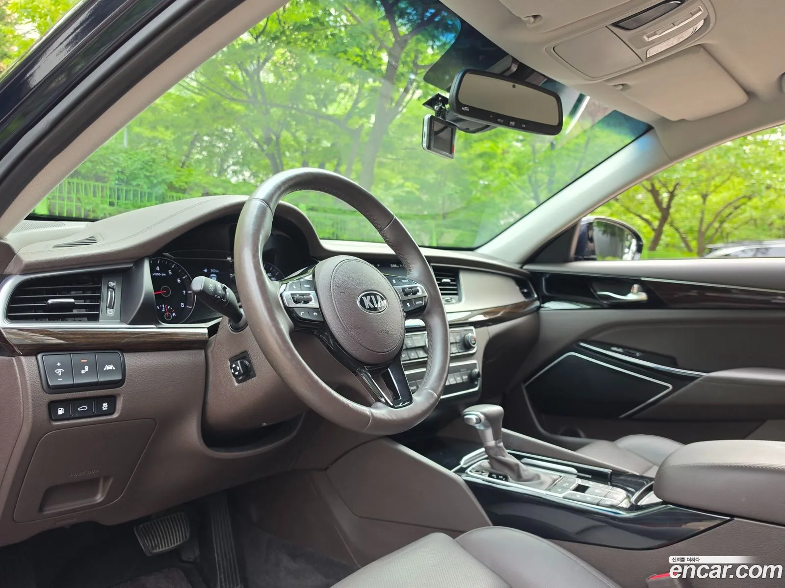 Kia K7 2018 — 19
