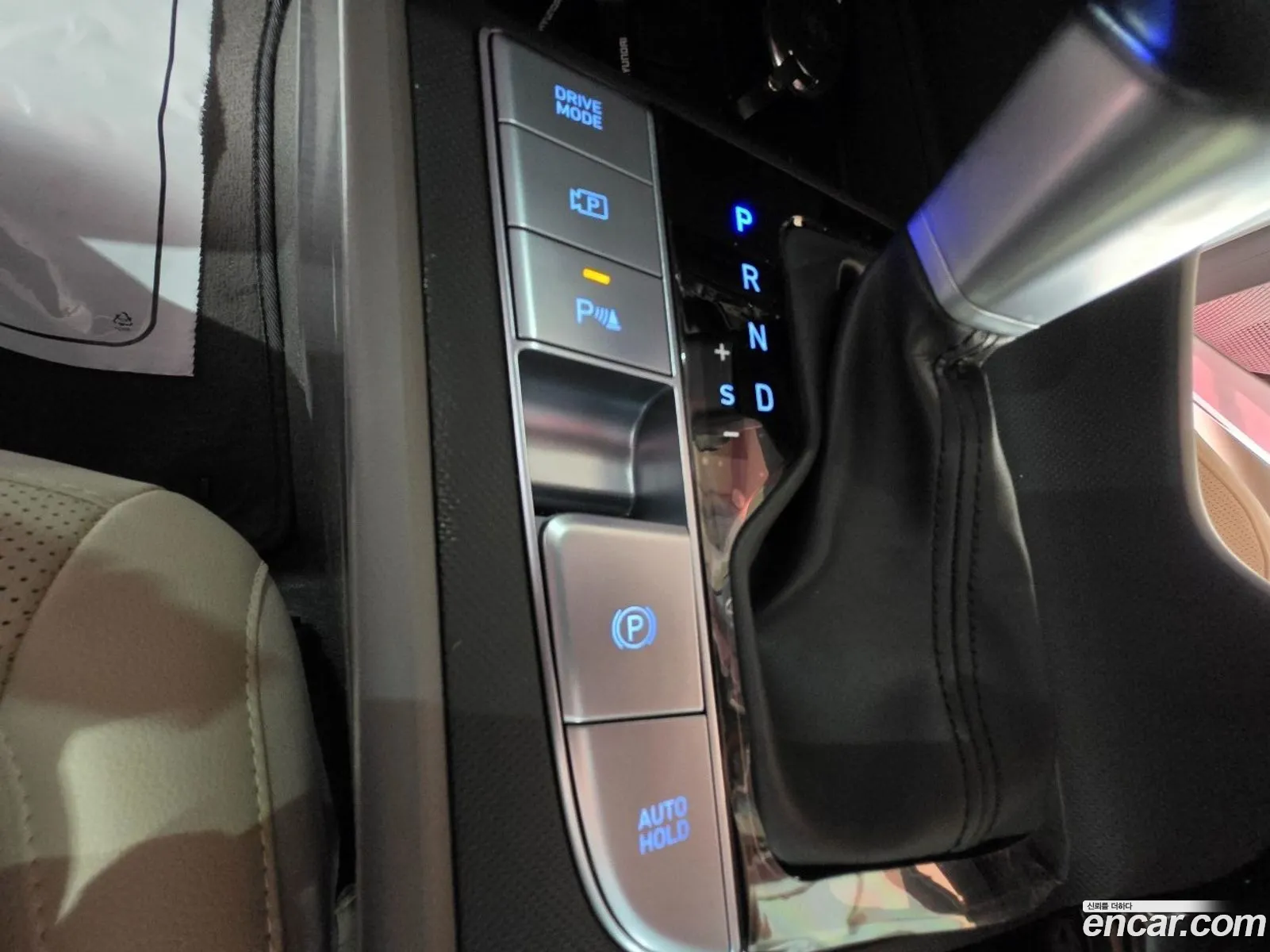 Hyundai Elantra 2024 — 4