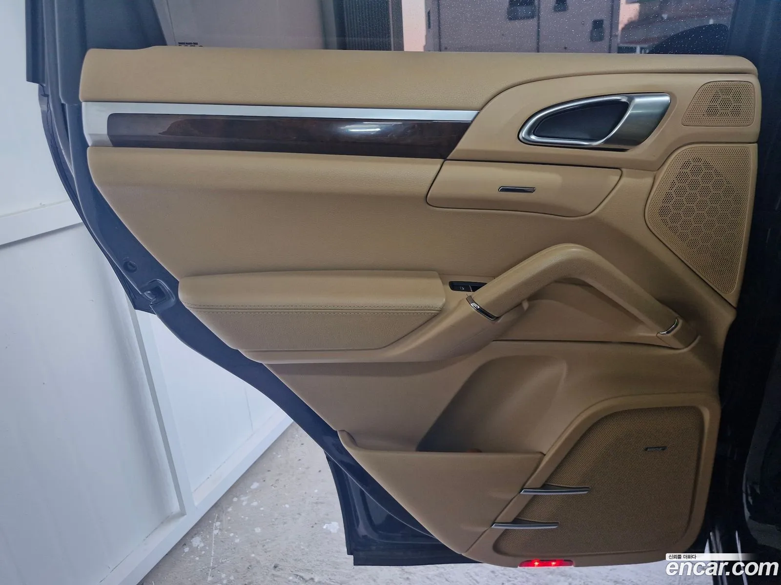 Porsche Cayenne 2011 — 2