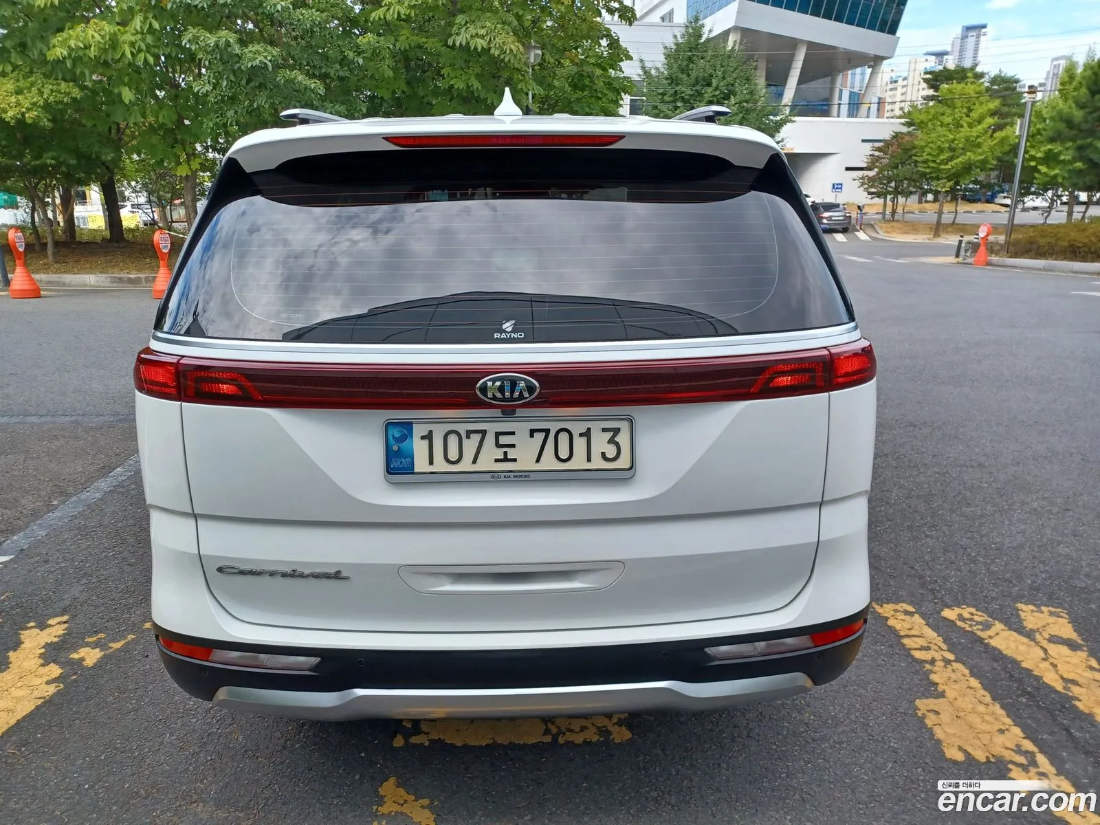 Kia Carnival 2020 — 6