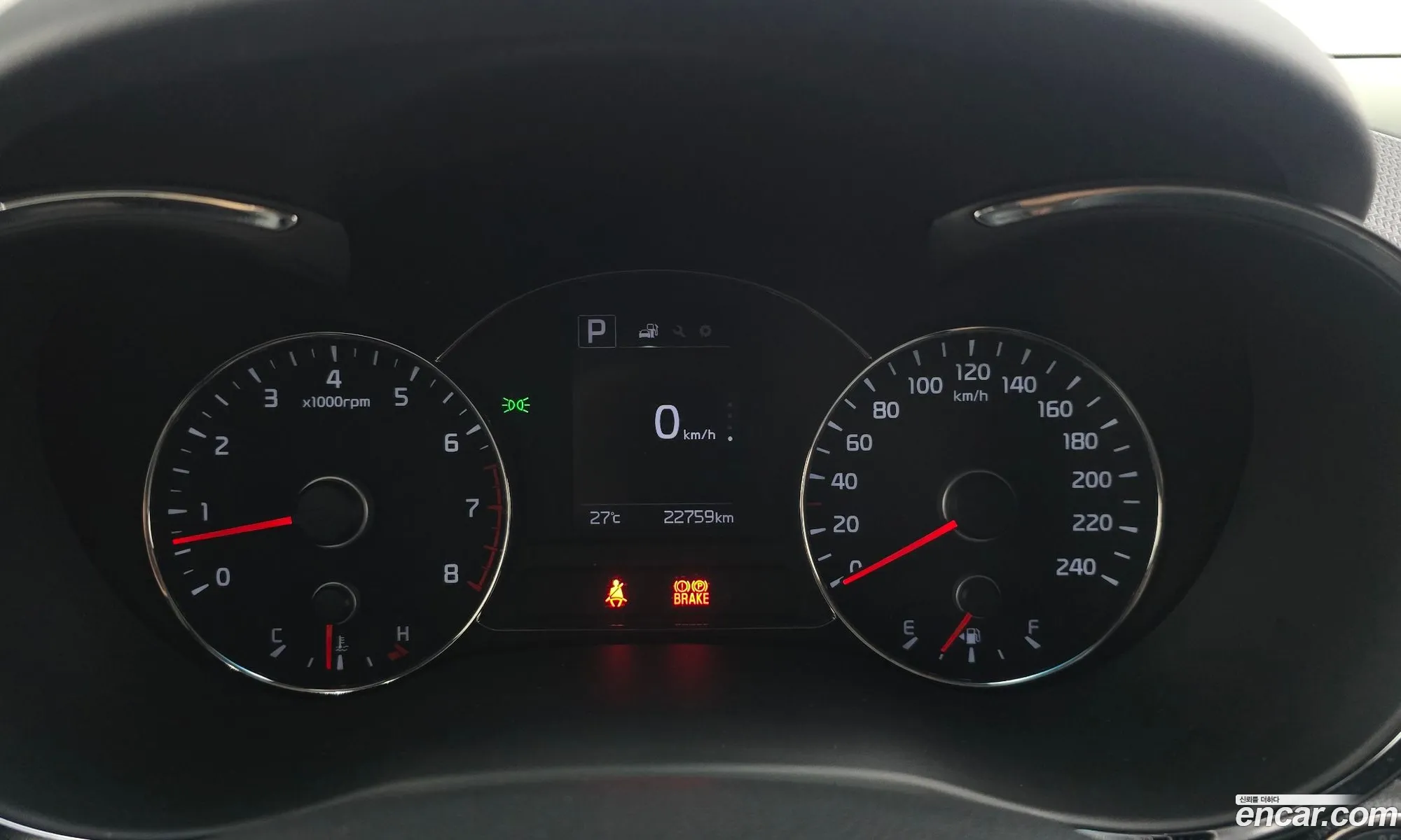 Kia K3 2017 KNAFK412BJA738752 — 8