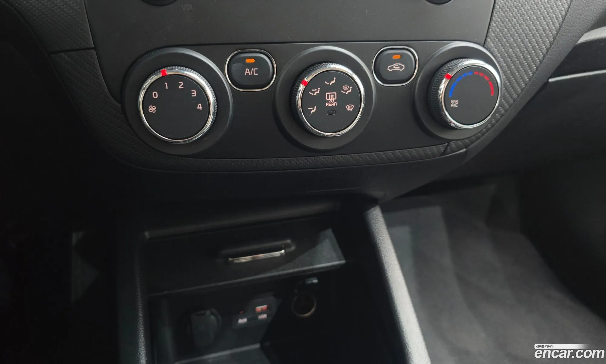 Kia K3 2017 KNAFK412BJA738752 — 2
