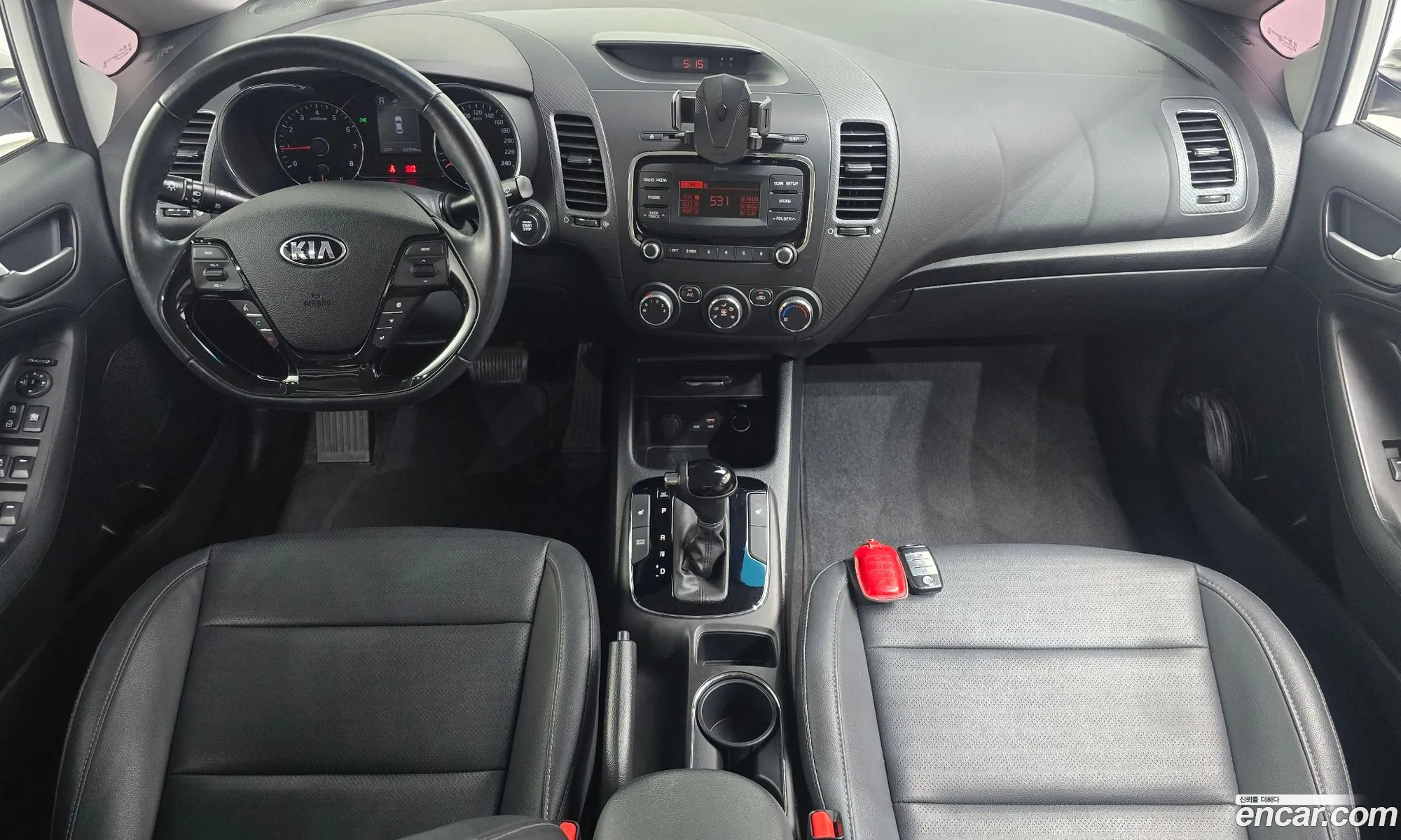Kia K3 2017 KNAFK412BJA738752 — 12