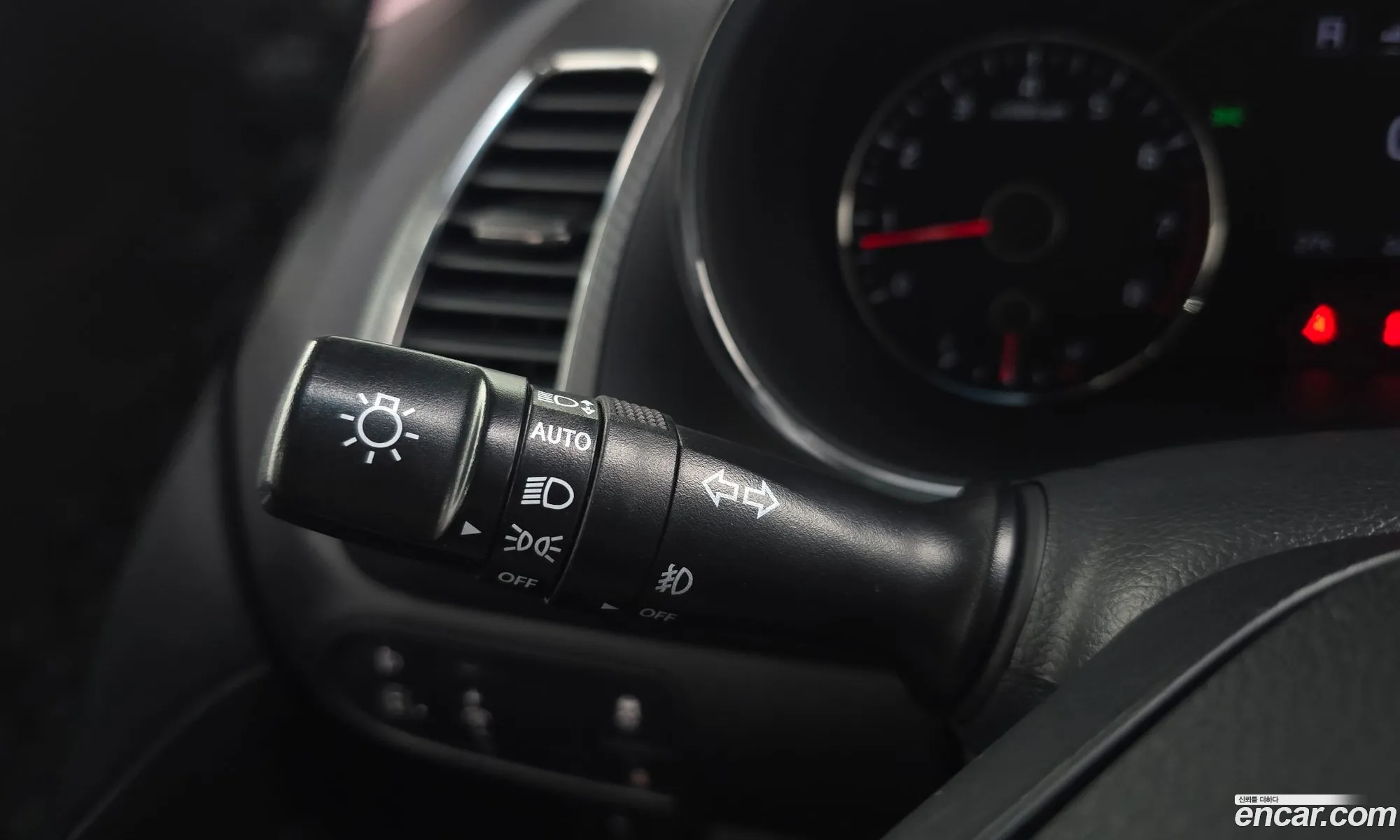 Kia K3 2017 KNAFK412BJA738752 — 13