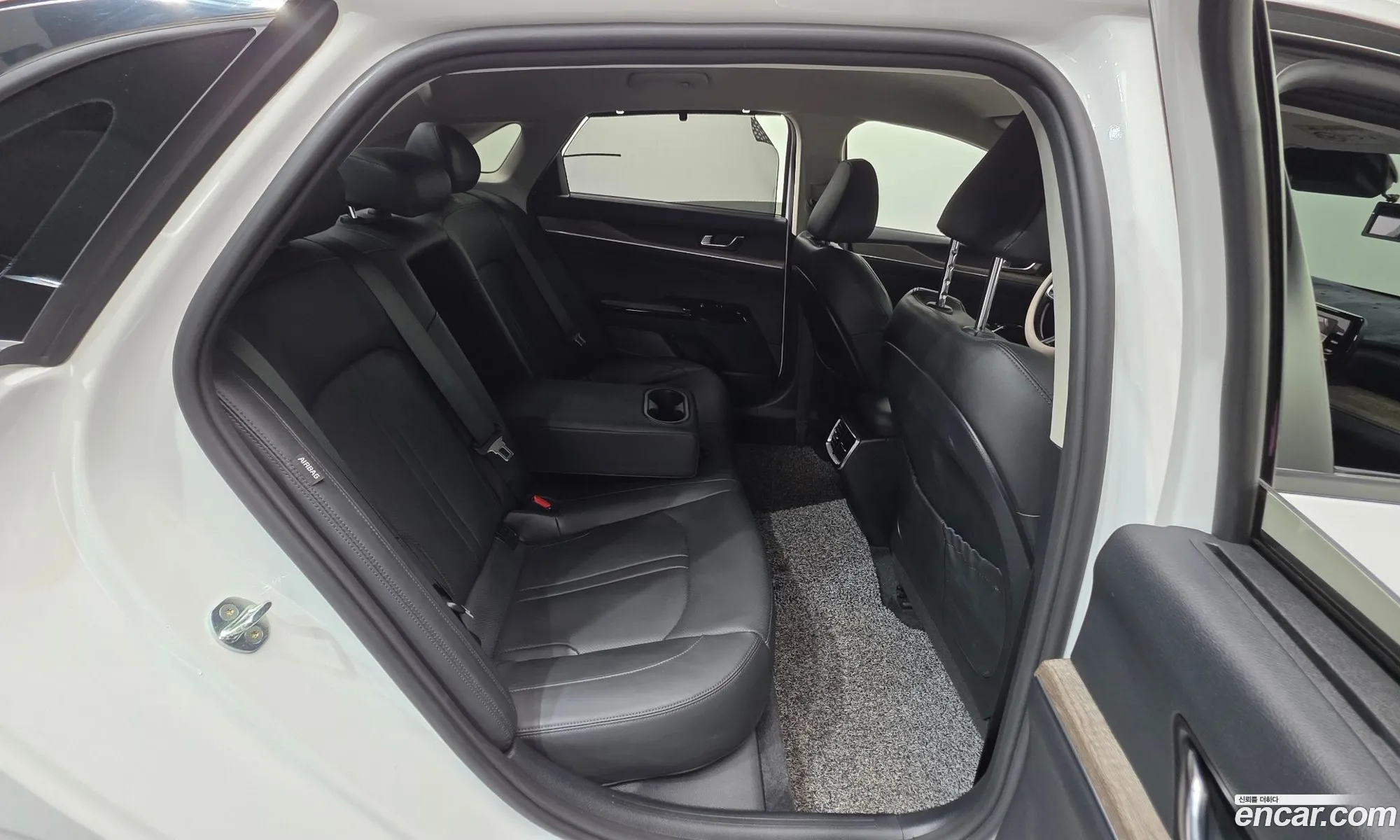 Kia K5 2022 KNAG341ABPA208695 — 27