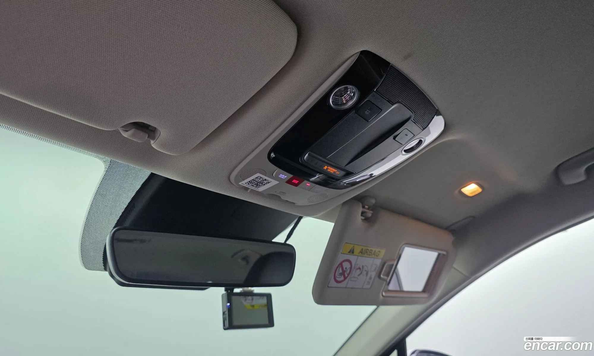 Kia K5 2022 KNAG341ABPA208695 — 11