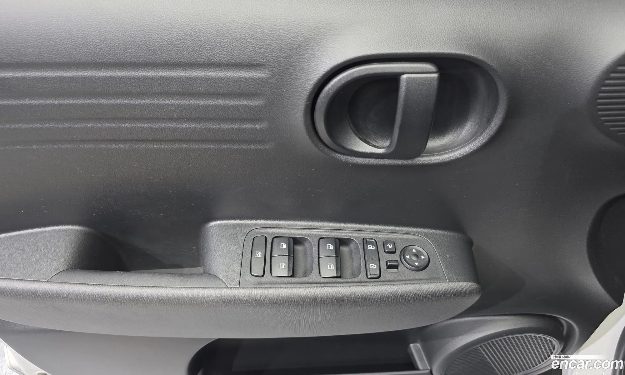 Hyundai Casper 2022 KMHB3518BPW052004 — 28