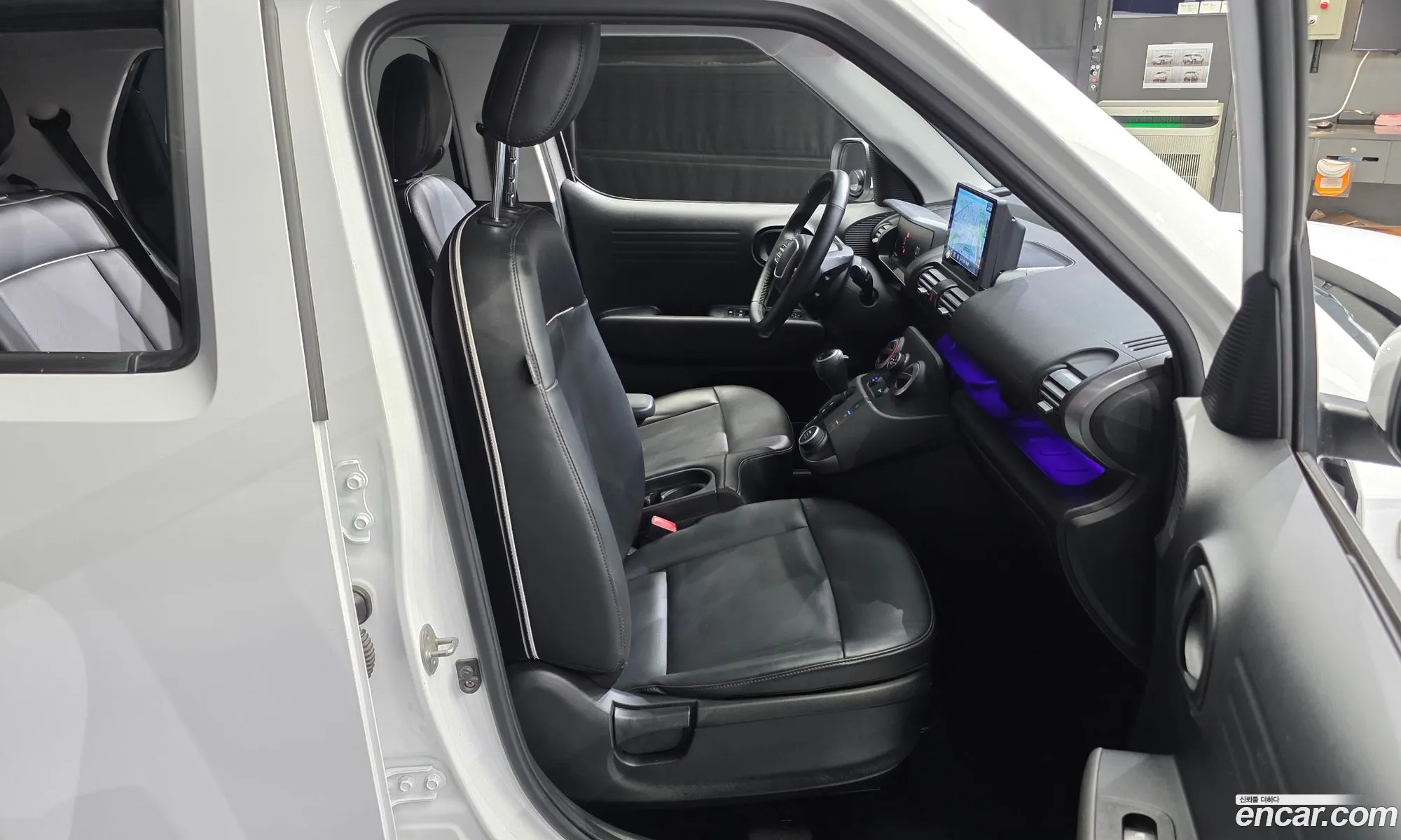 Hyundai Casper 2022 — 4
