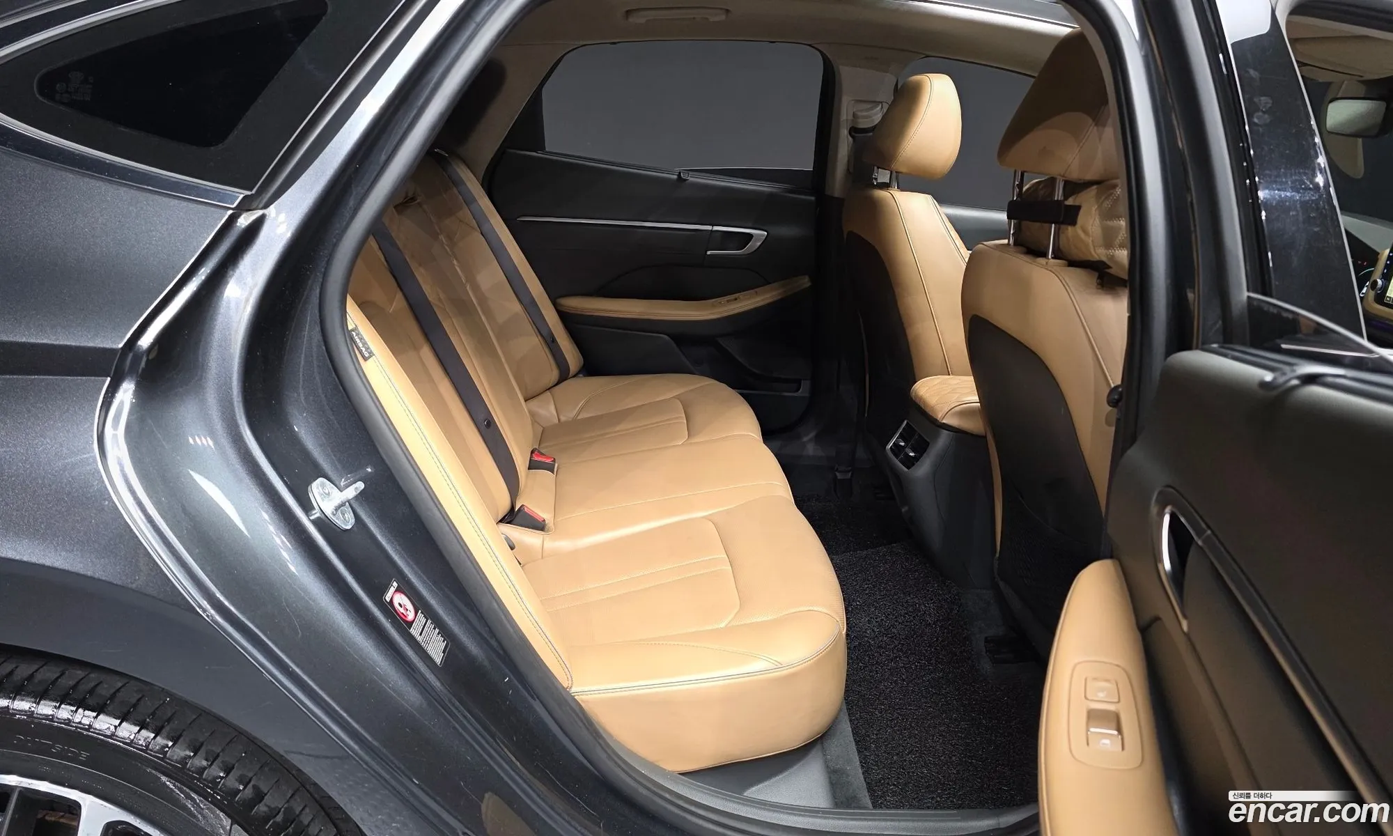 Hyundai Sonata 2019 — 19