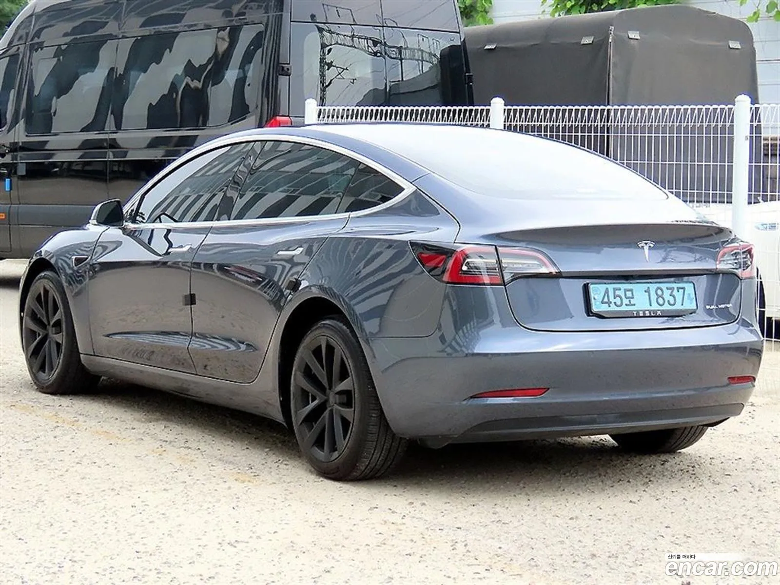 Tesla Model 3 2020 — 20