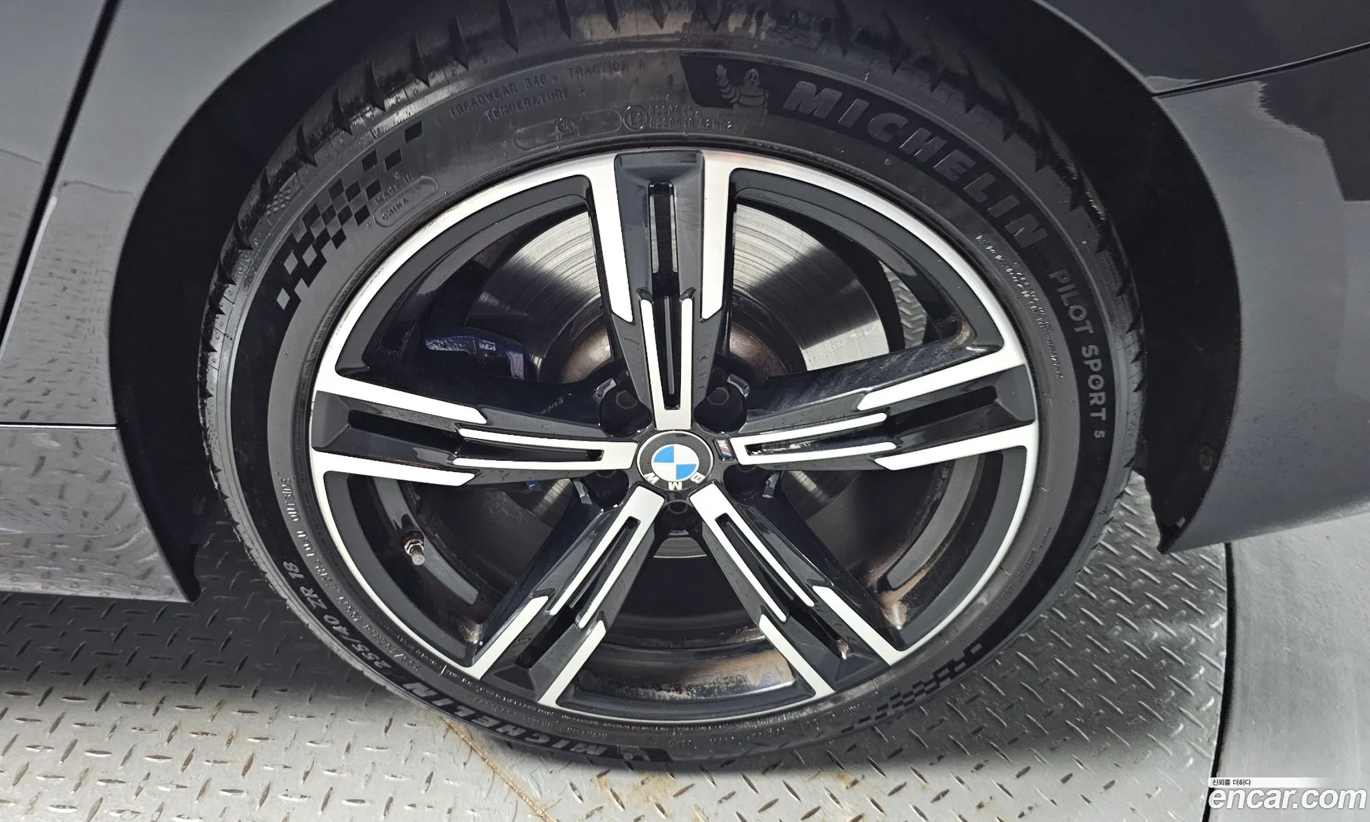 BMW 3 Series 2023 — 4