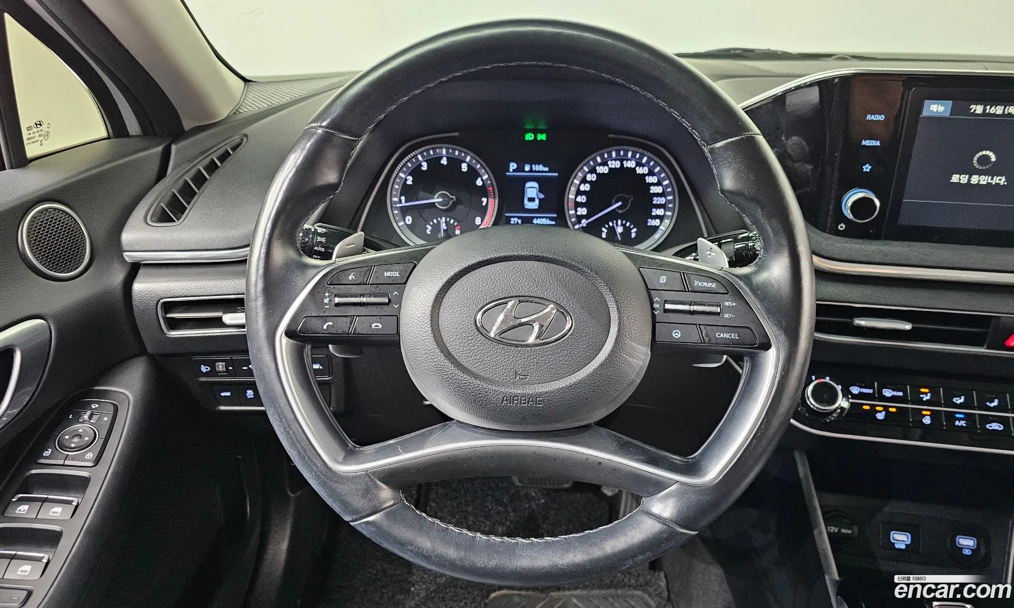 Hyundai Sonata 2020 — 14