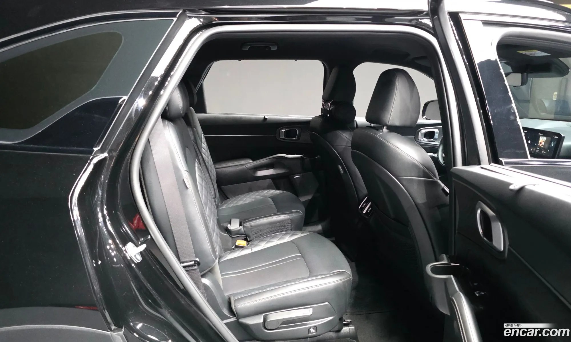 Kia Sorento 2025 — 18