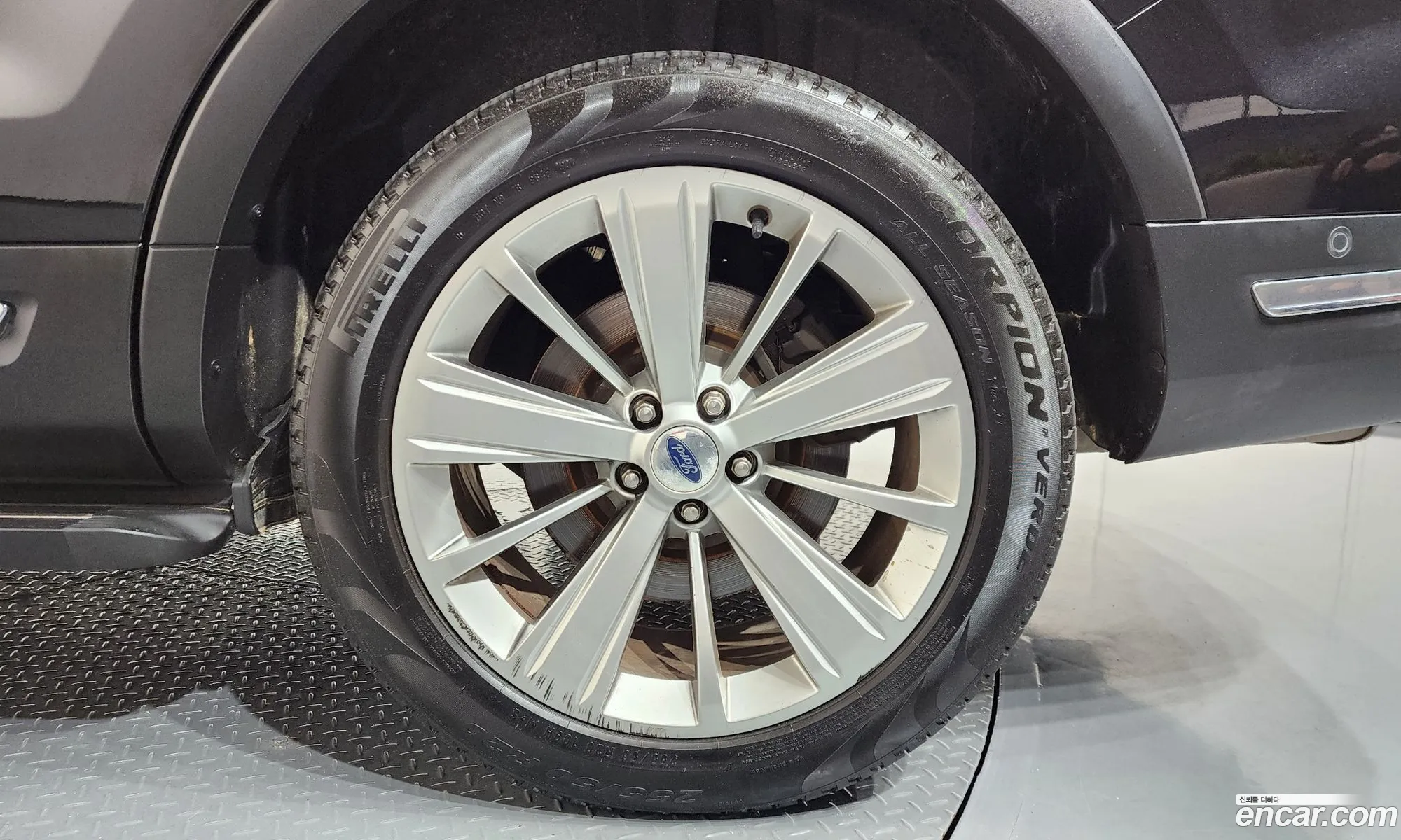 Ford Explorer 2019 1FM5K8F84KGA33391 — 11
