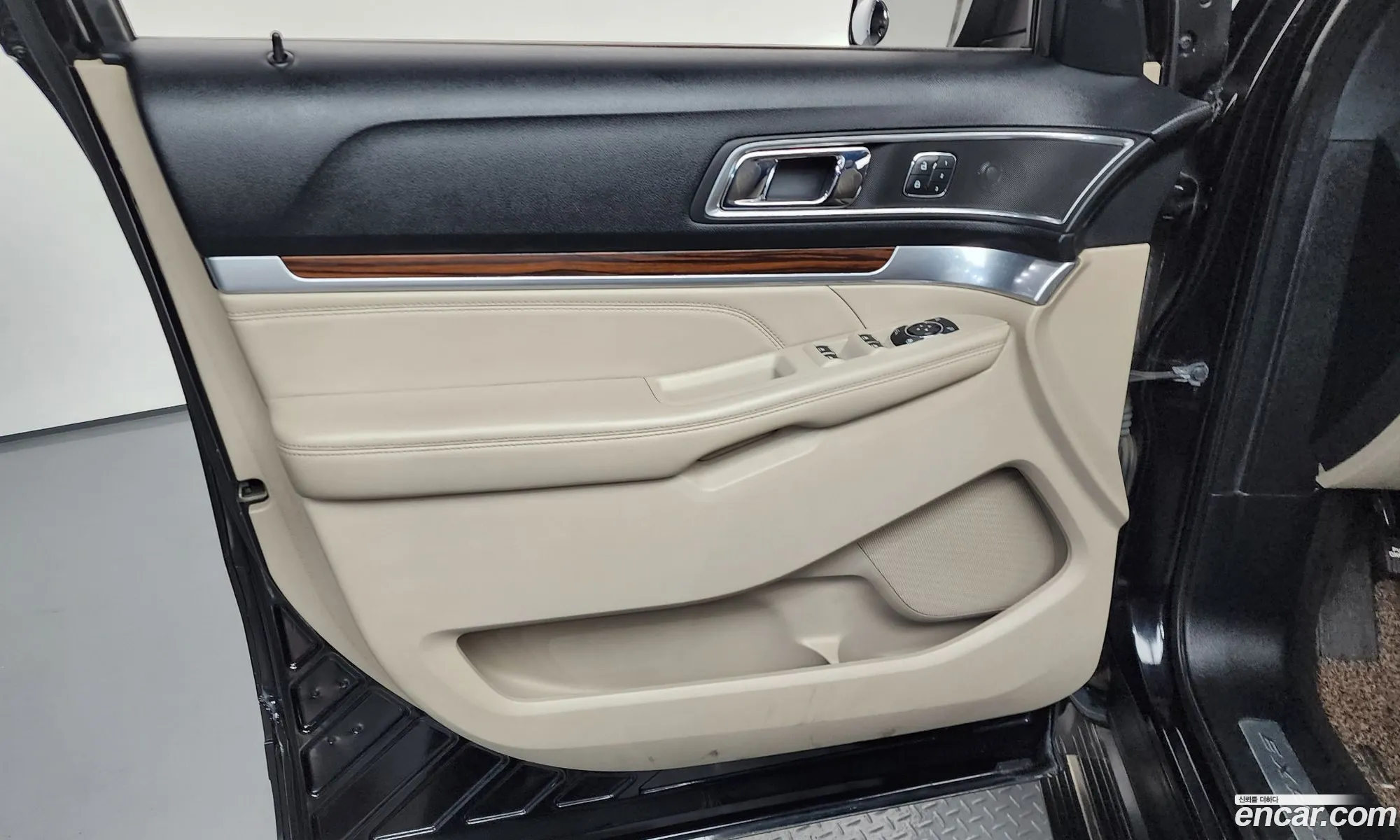 Ford Explorer 2019 1FM5K8F84KGA33391 — 6
