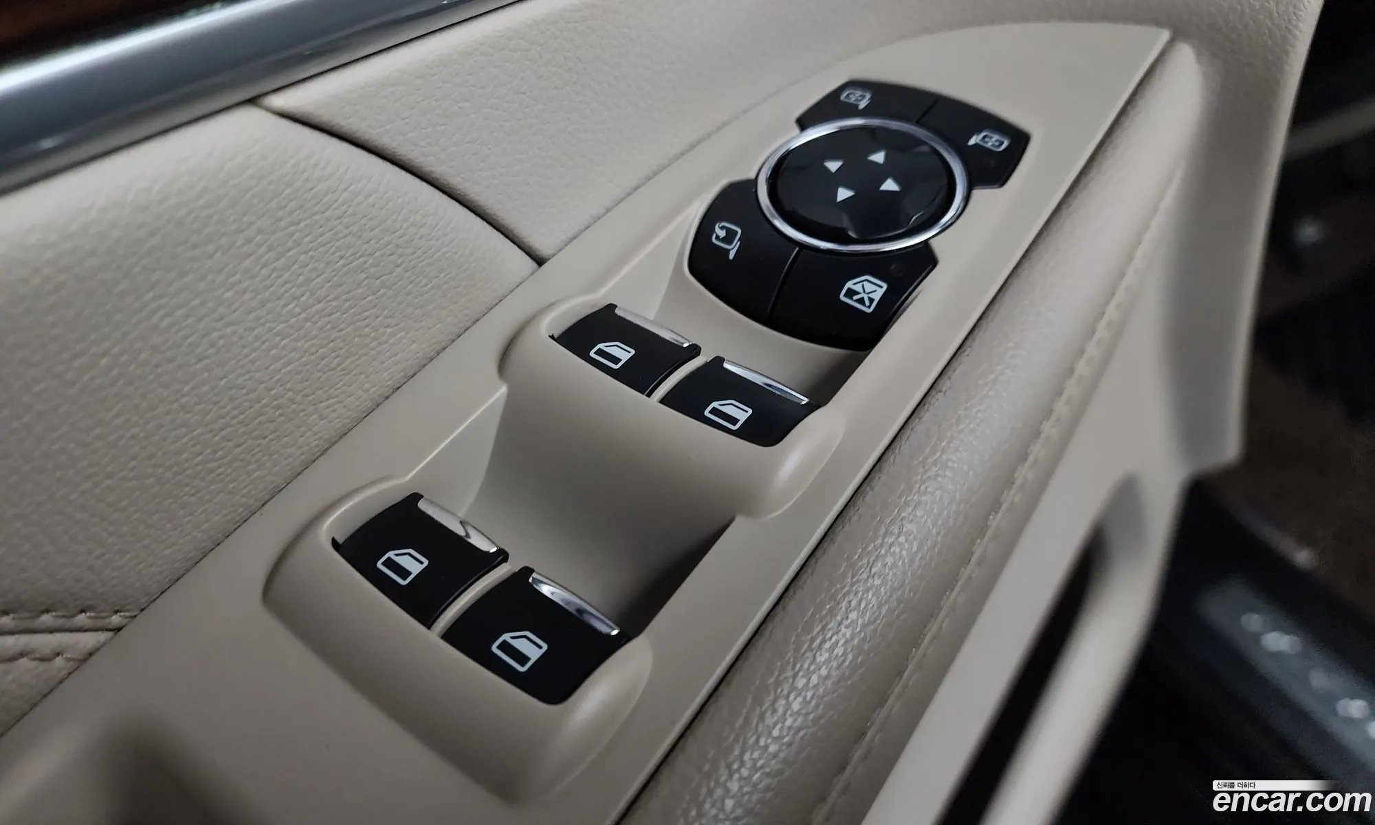 Ford Explorer 2019 1FM5K8F84KGA33391 — 18