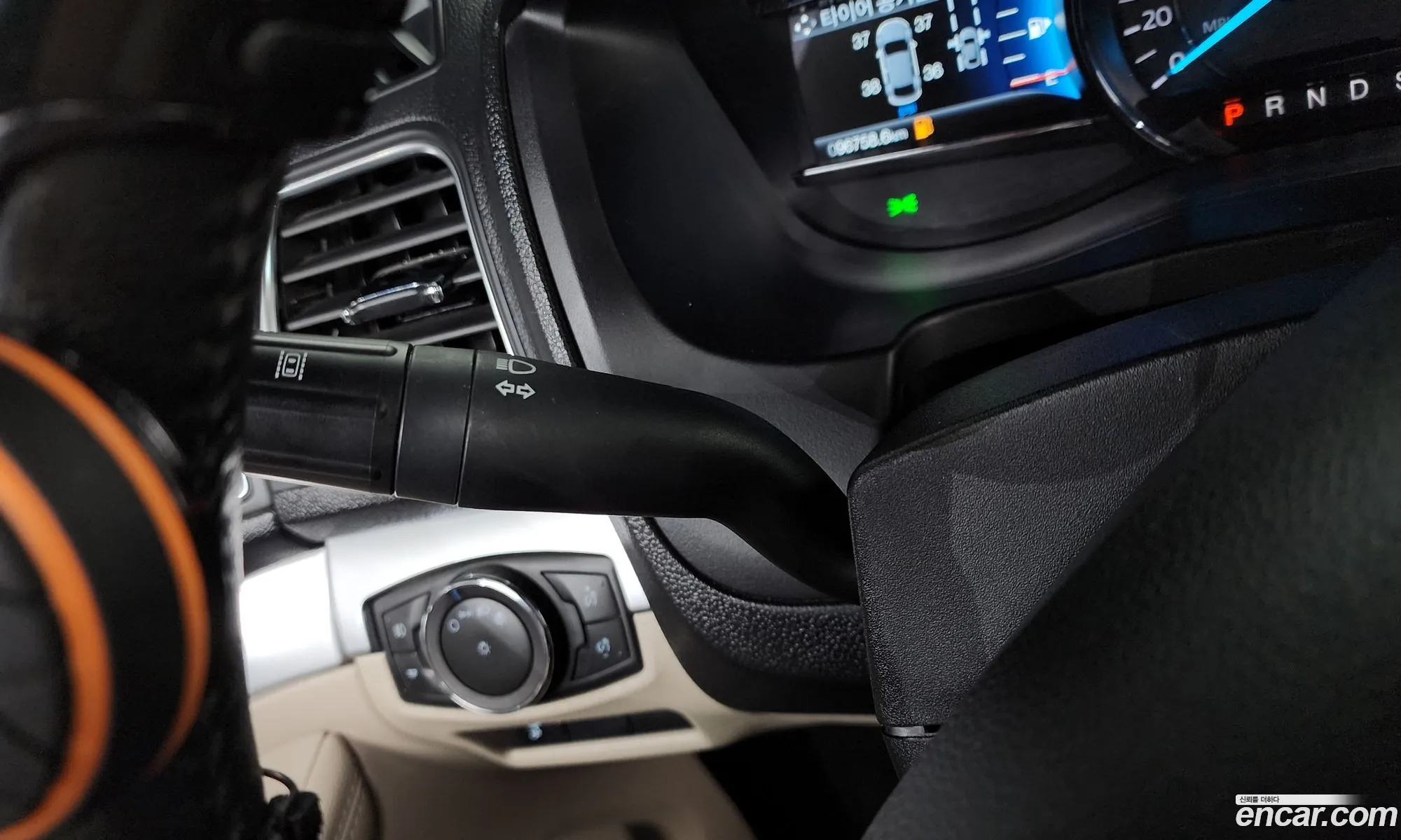 Ford Explorer 2019 1FM5K8F84KGA33391 — 4