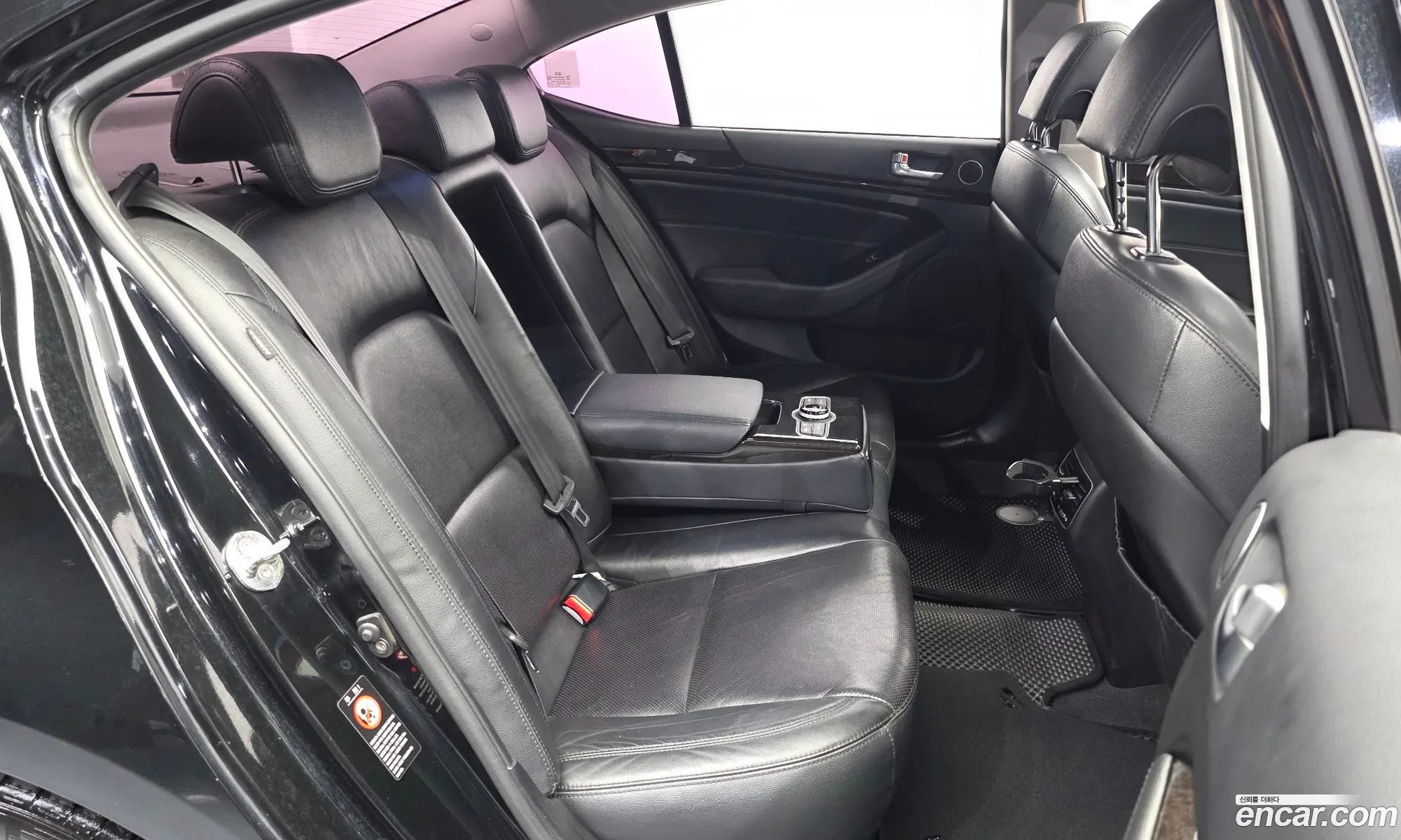 Kia K7 2014 KNALL418BEA157692 — 19