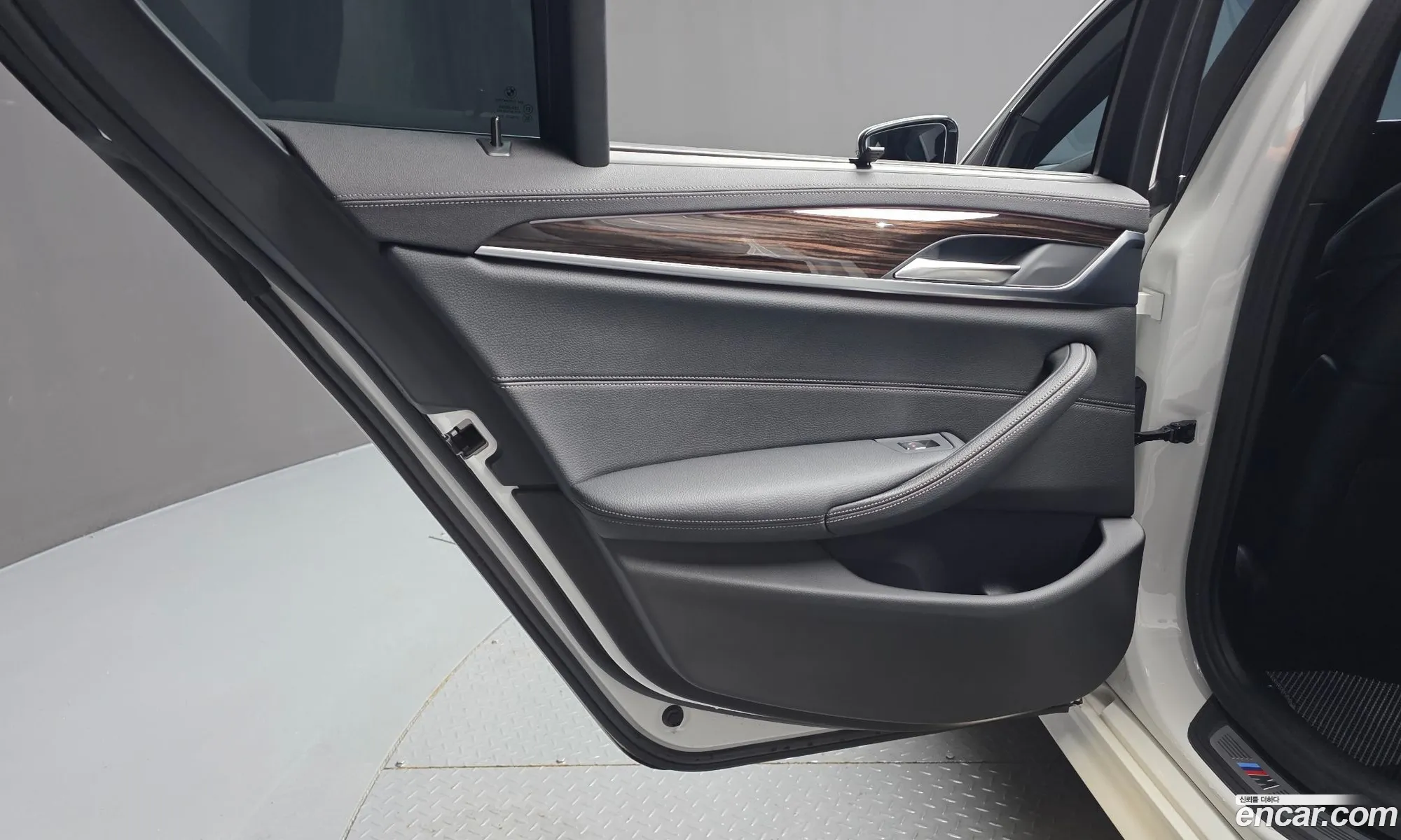 BMW 5 Series 2022 — 22