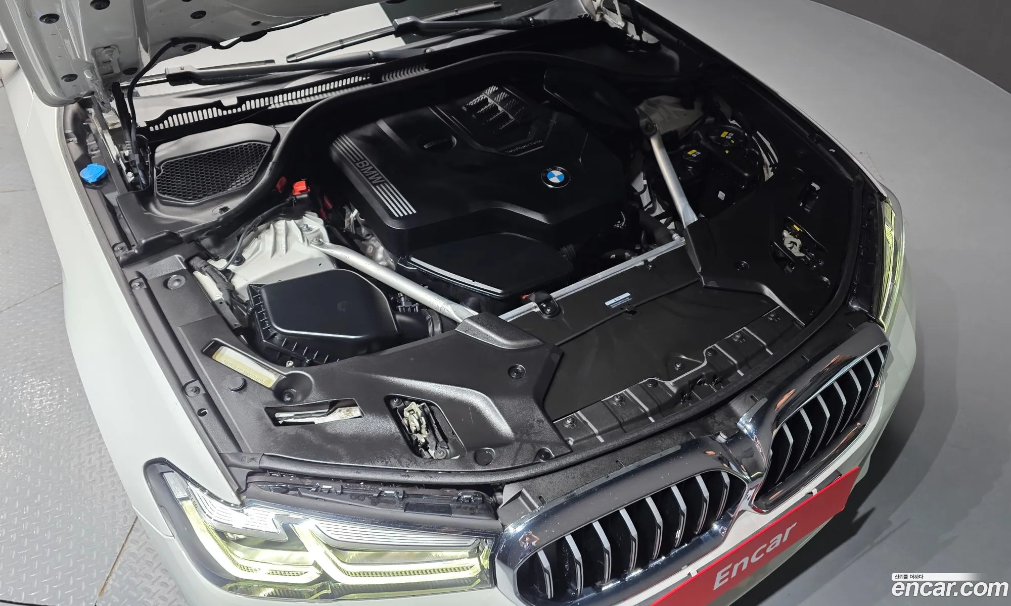 BMW 5 Series 2022 — 15