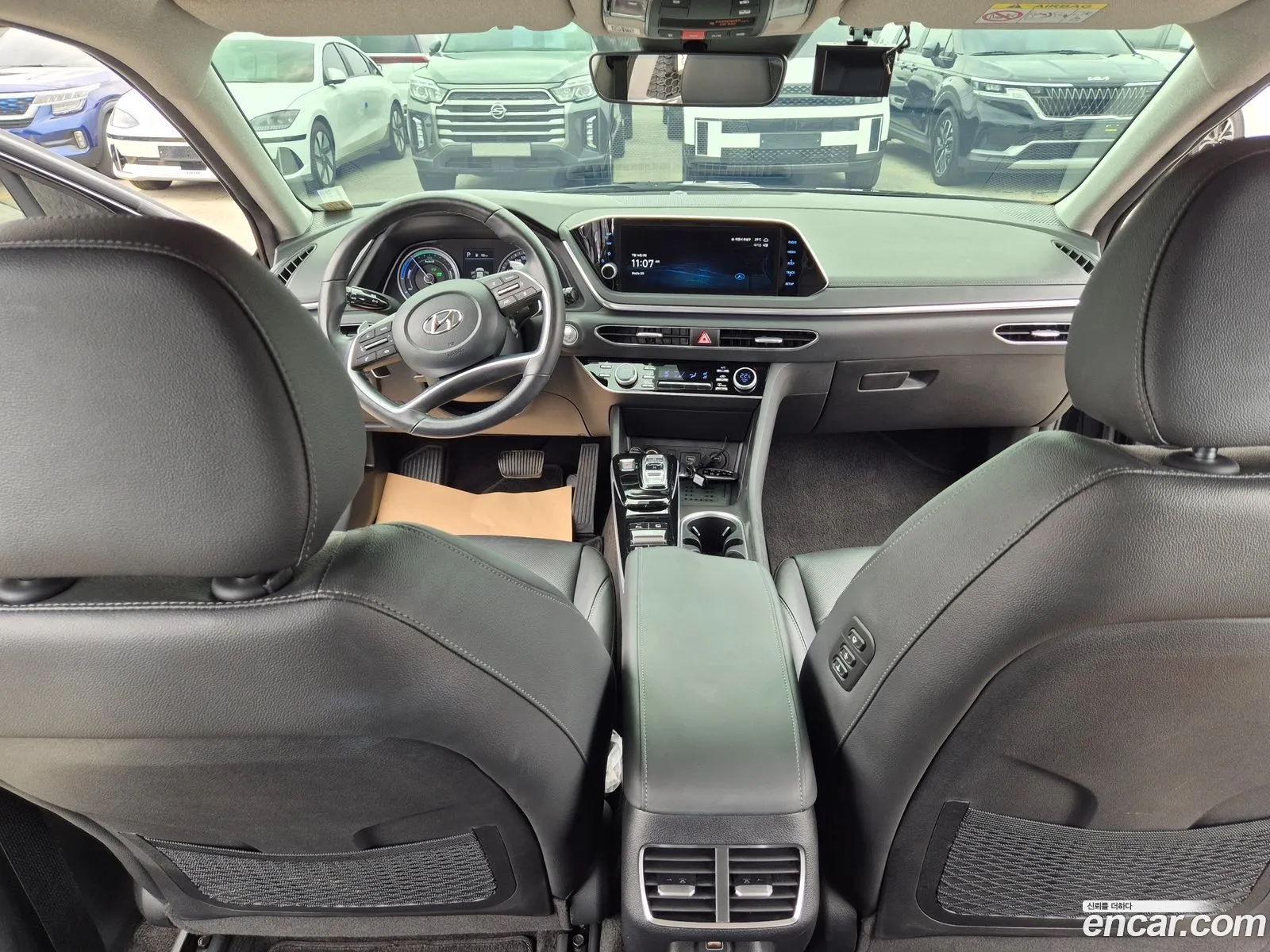 Hyundai Sonata Hybrid 2023 — 20