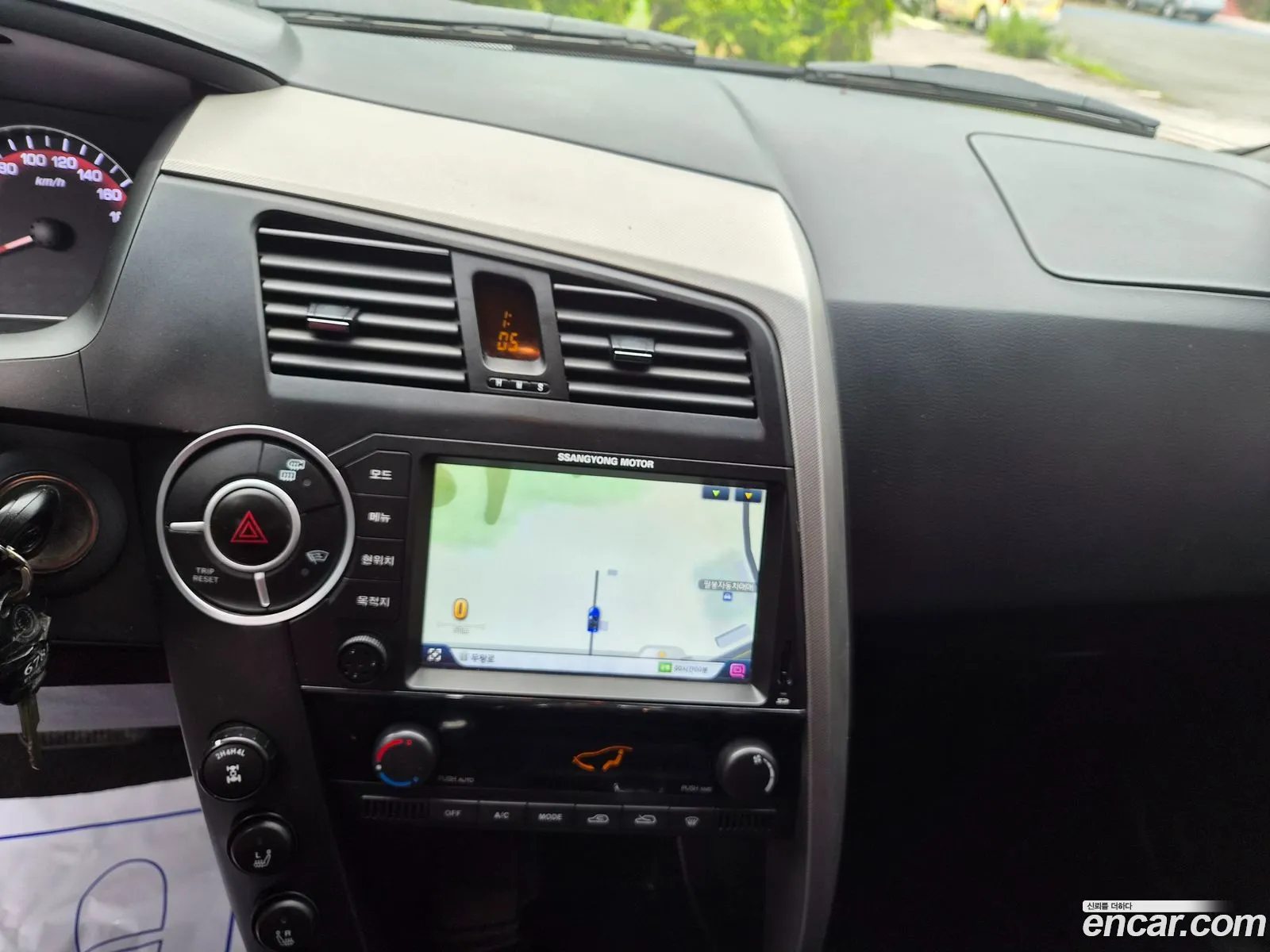 KG Mobility (SsangYong) Korando Sports 2013 — 15